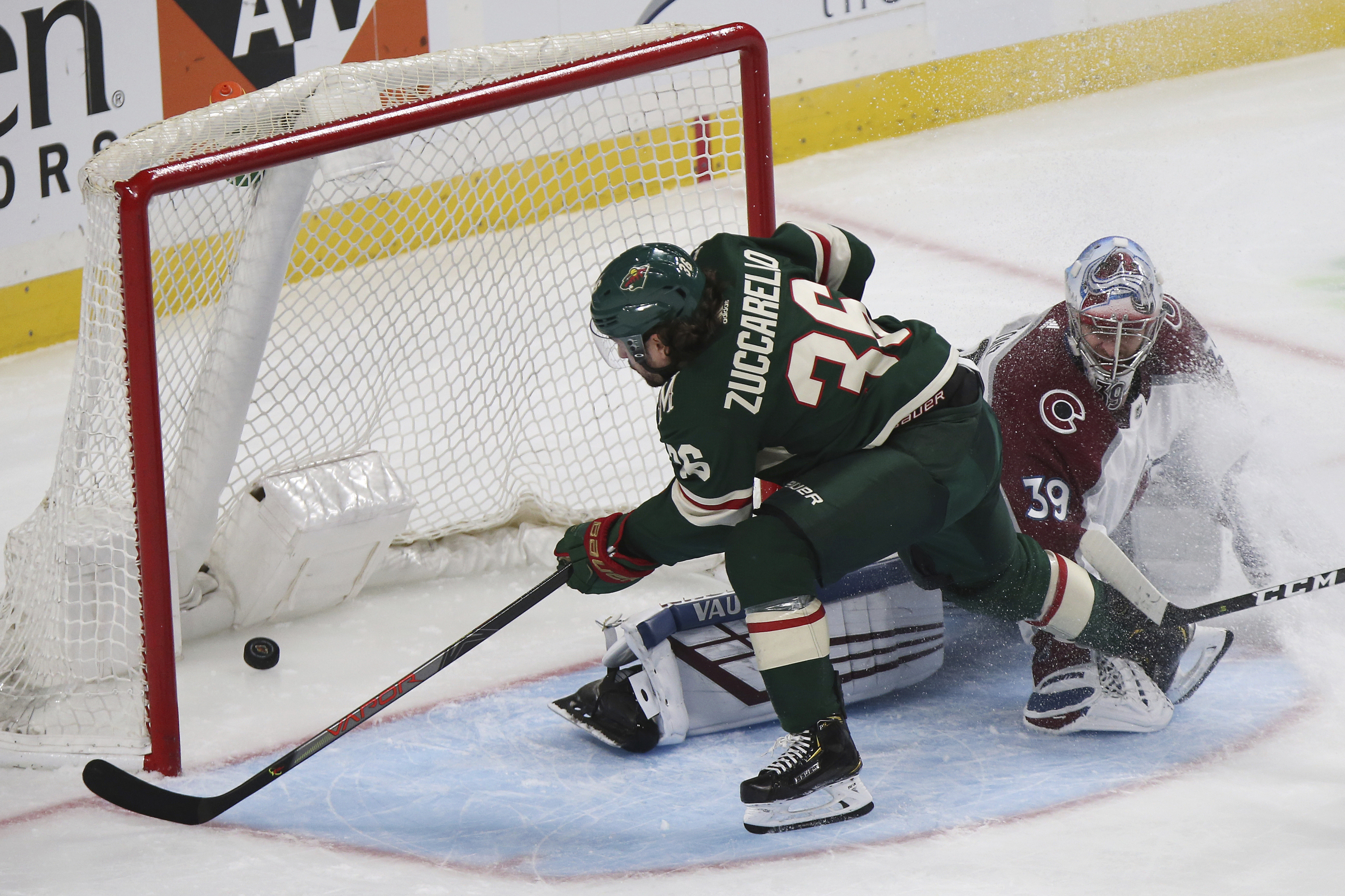 Wild top Avalanche behind Zuccarello's 3 points.