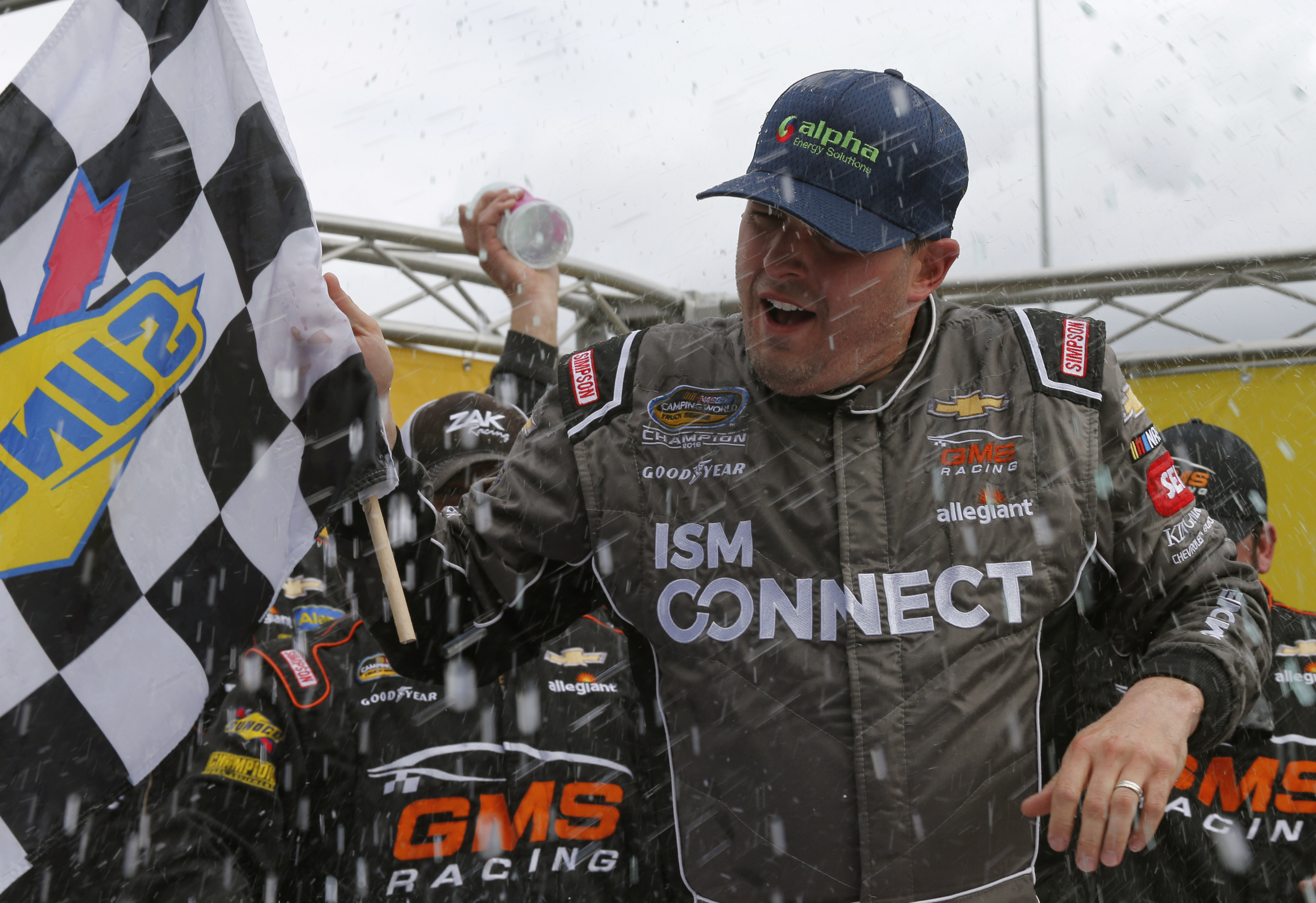 Johnny Sauter wins Martinsville for series-best 4th time