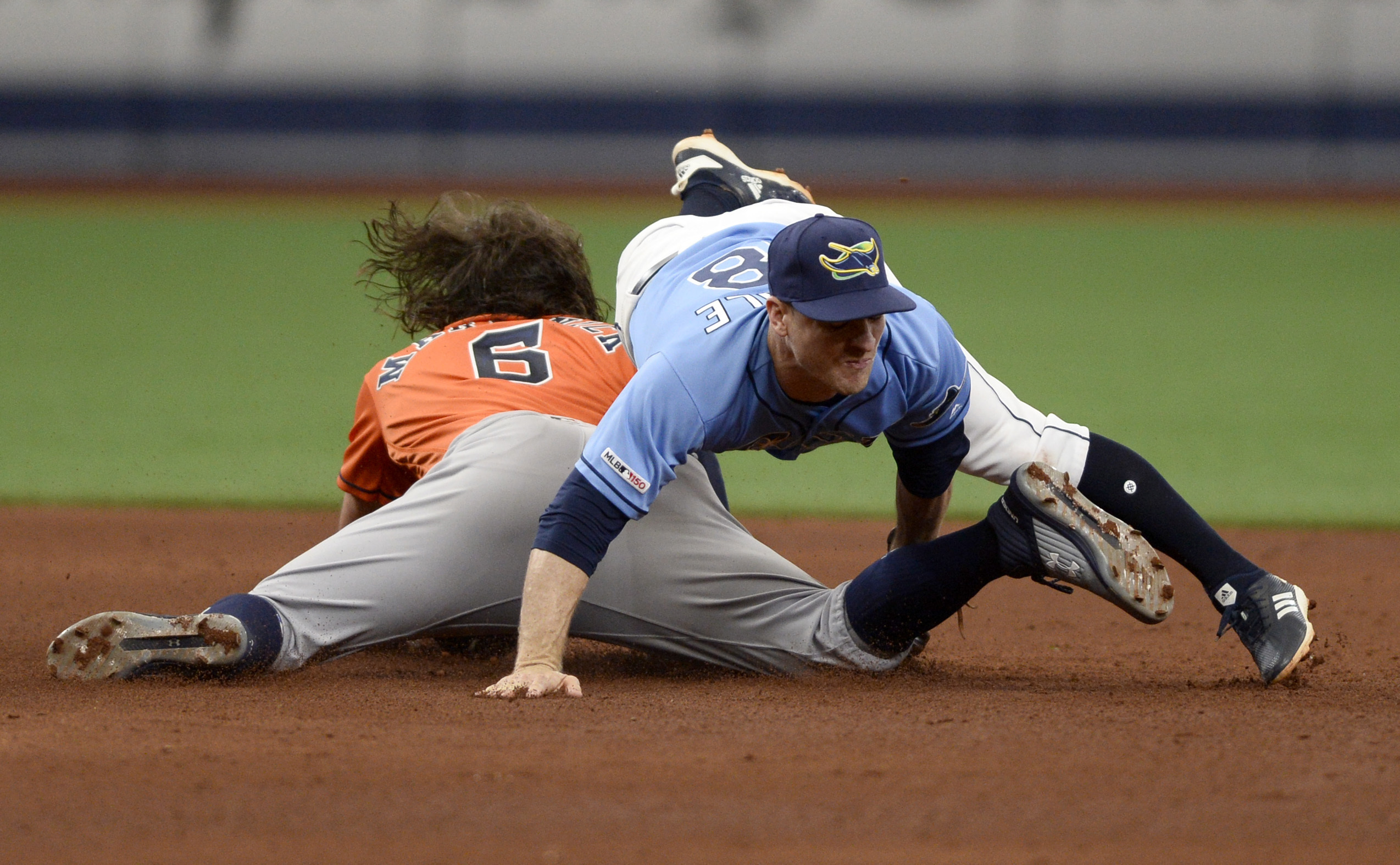 Rays put Wendle on 10-day IL with hamstring strain