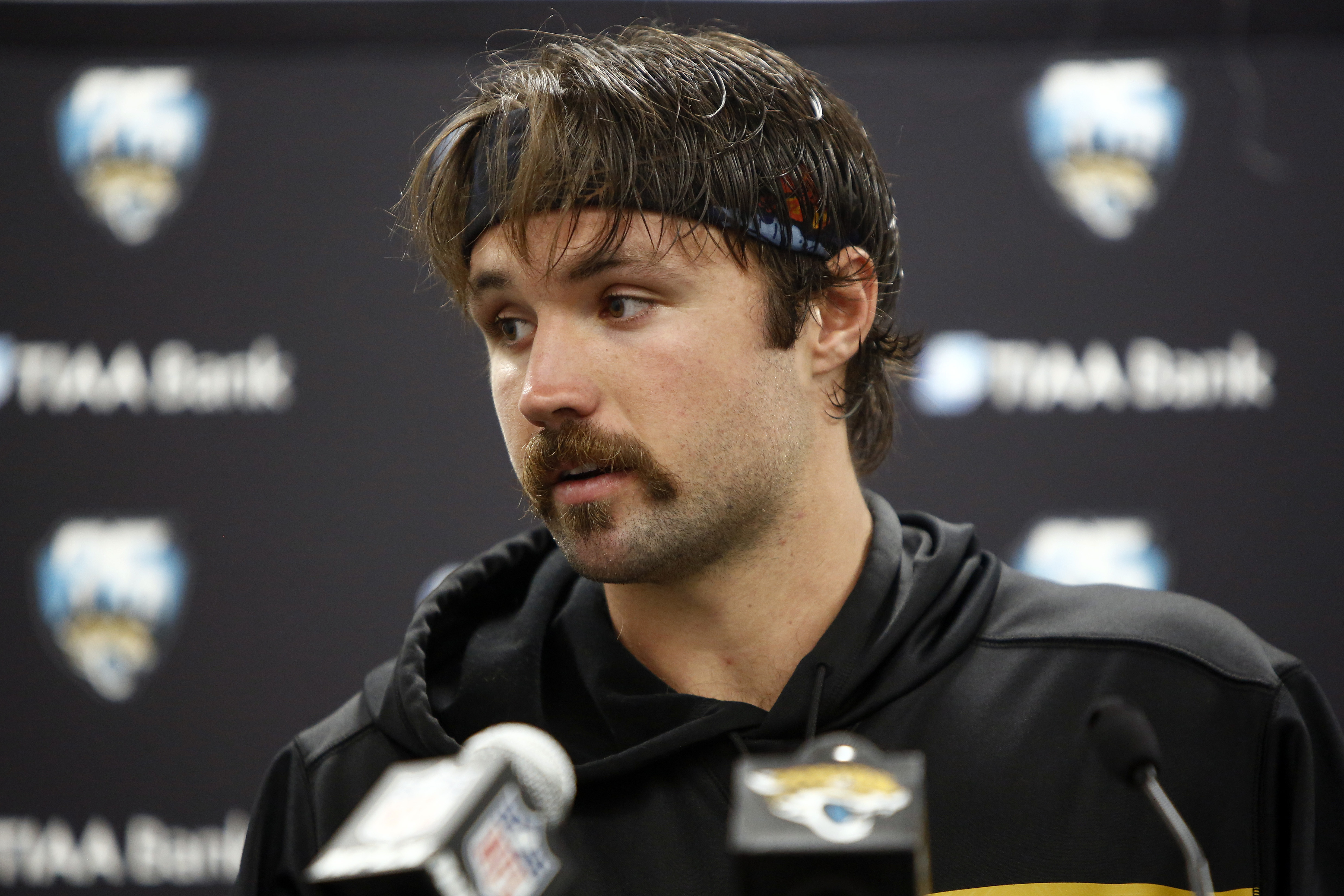 Despite loss, Minshew continues to bring fight for Jaguars