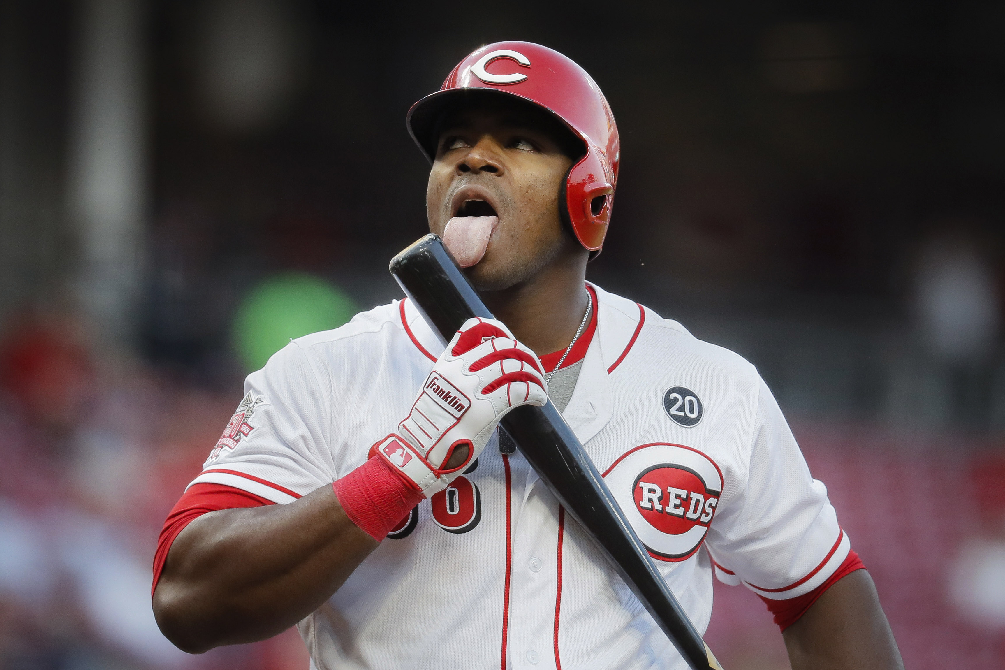 Yasiel Puig singles in 10th as Reds rally past Cubs 6-5