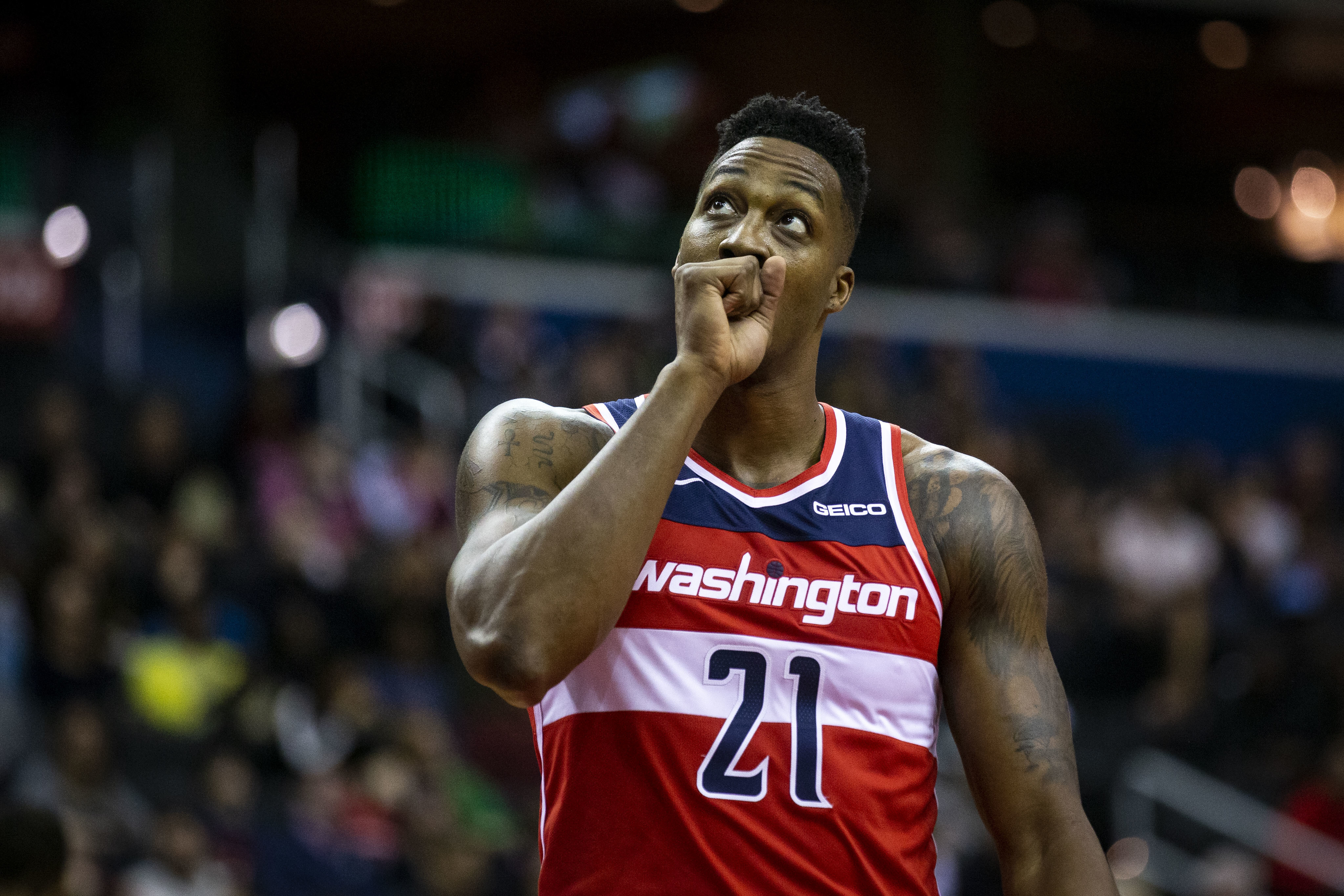Wizards’ Dwight Howard aggravates glute injury