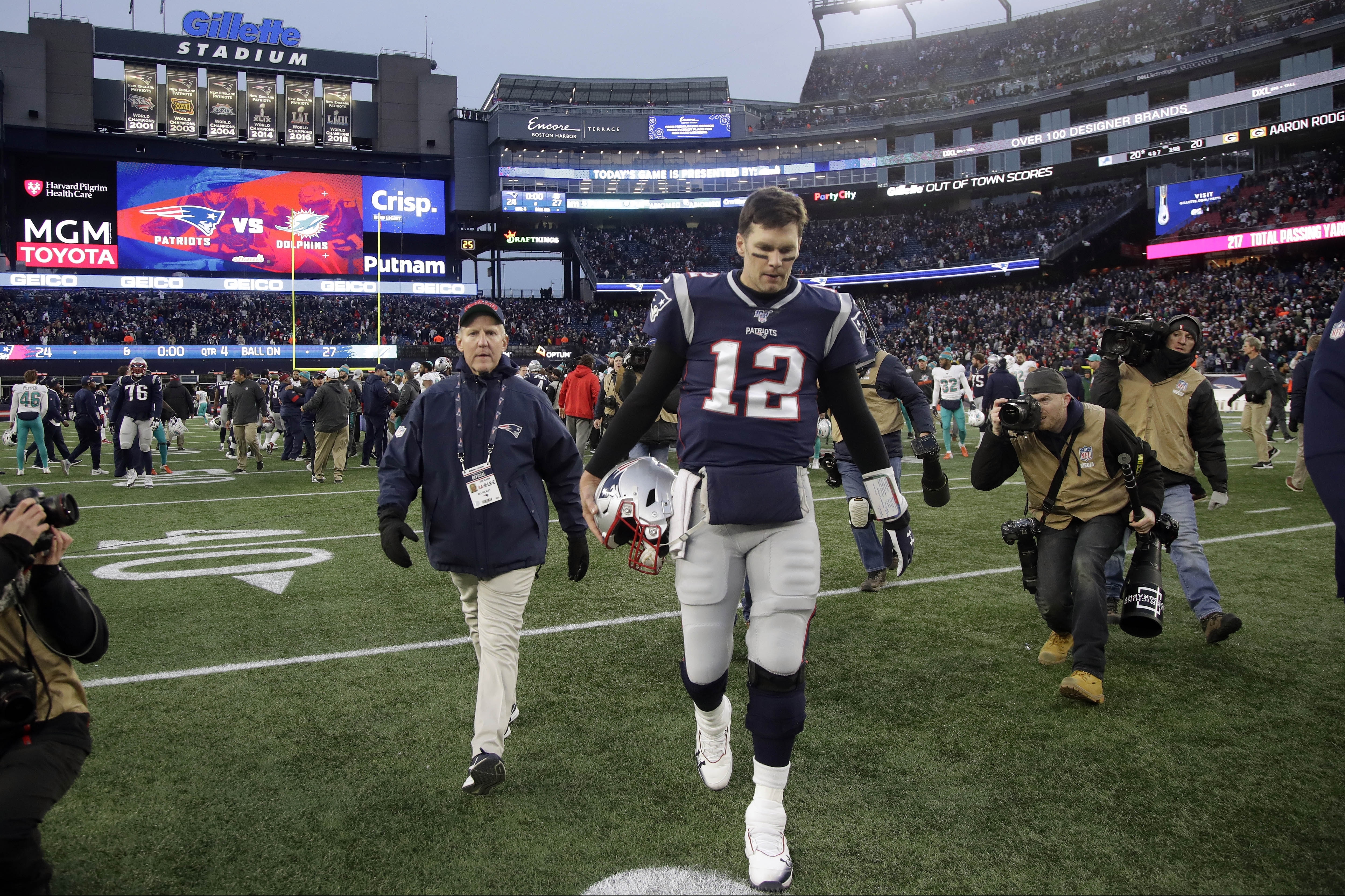 Patriots miss out on bye, face tough road to repeat