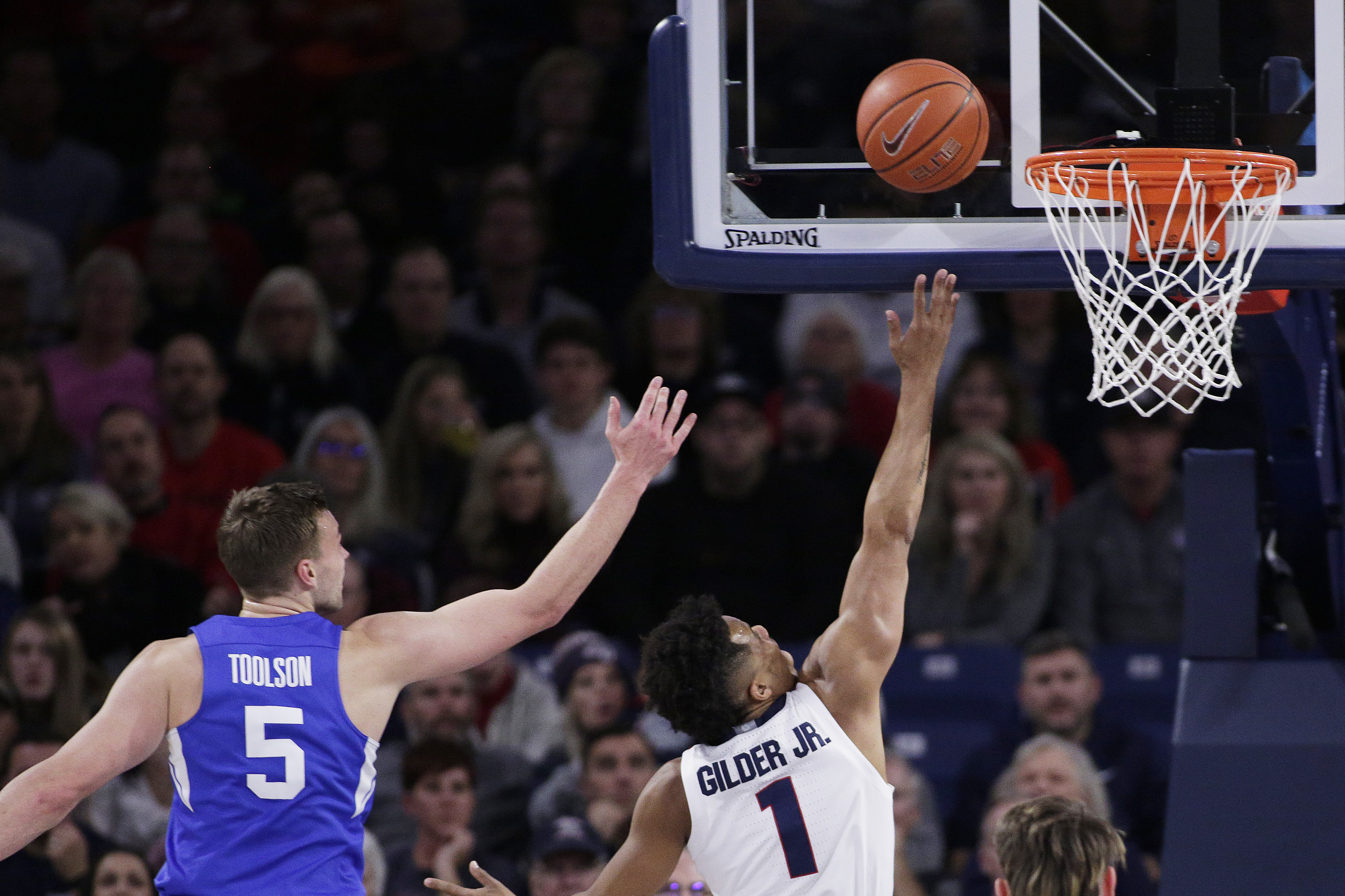 Tillie leads No. 1 Gonzaga past BYU 92-69.