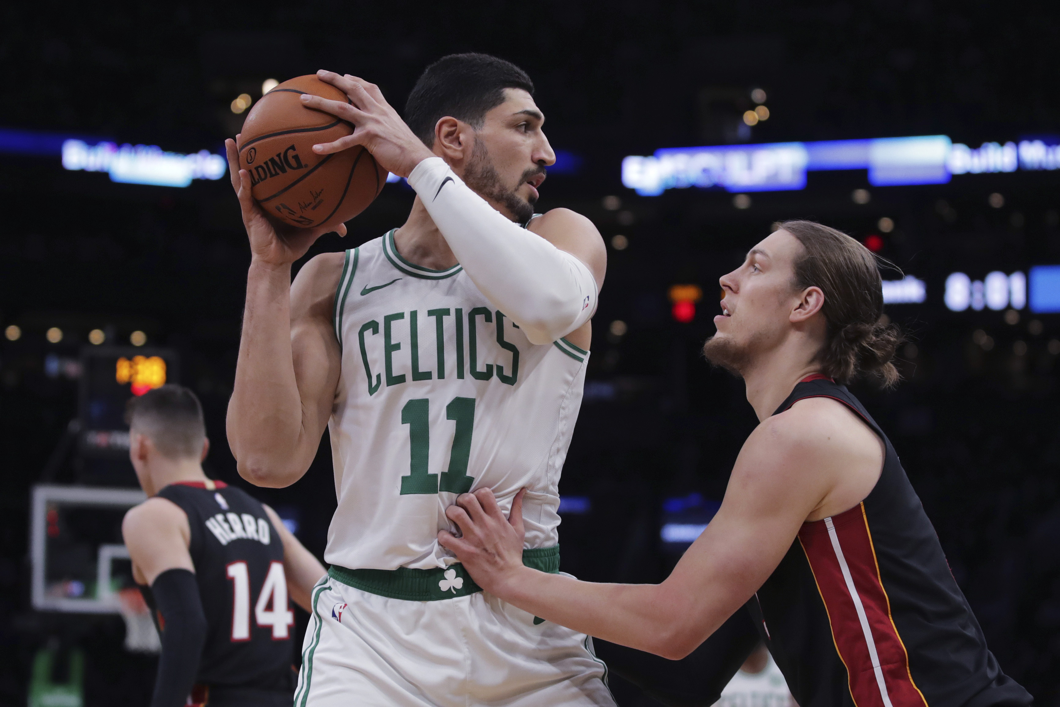Celtics' Kanter thanks Trudeau for chance to play in Canada