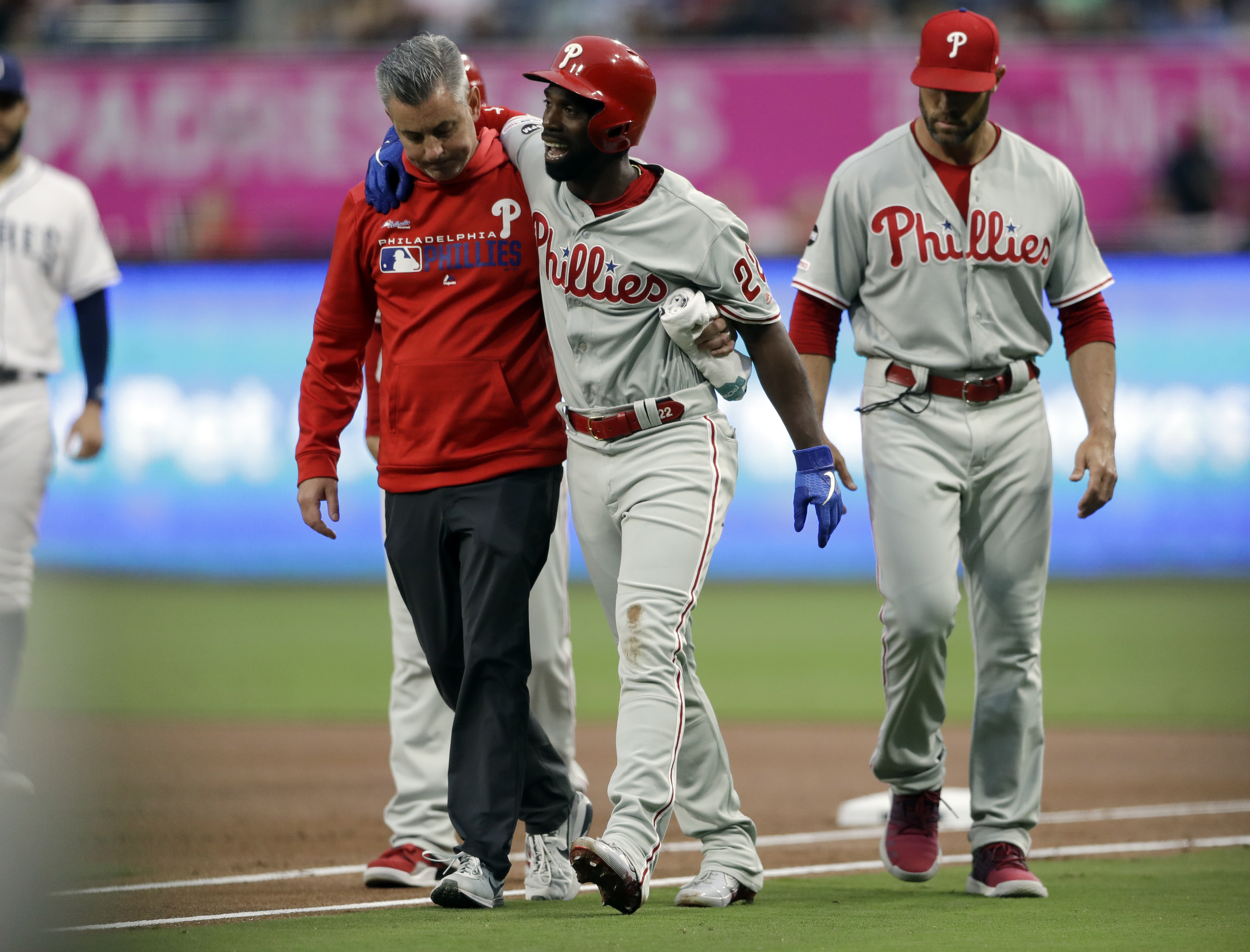 Phillies Andrew McCutchen has torn ACL, out for season – New York