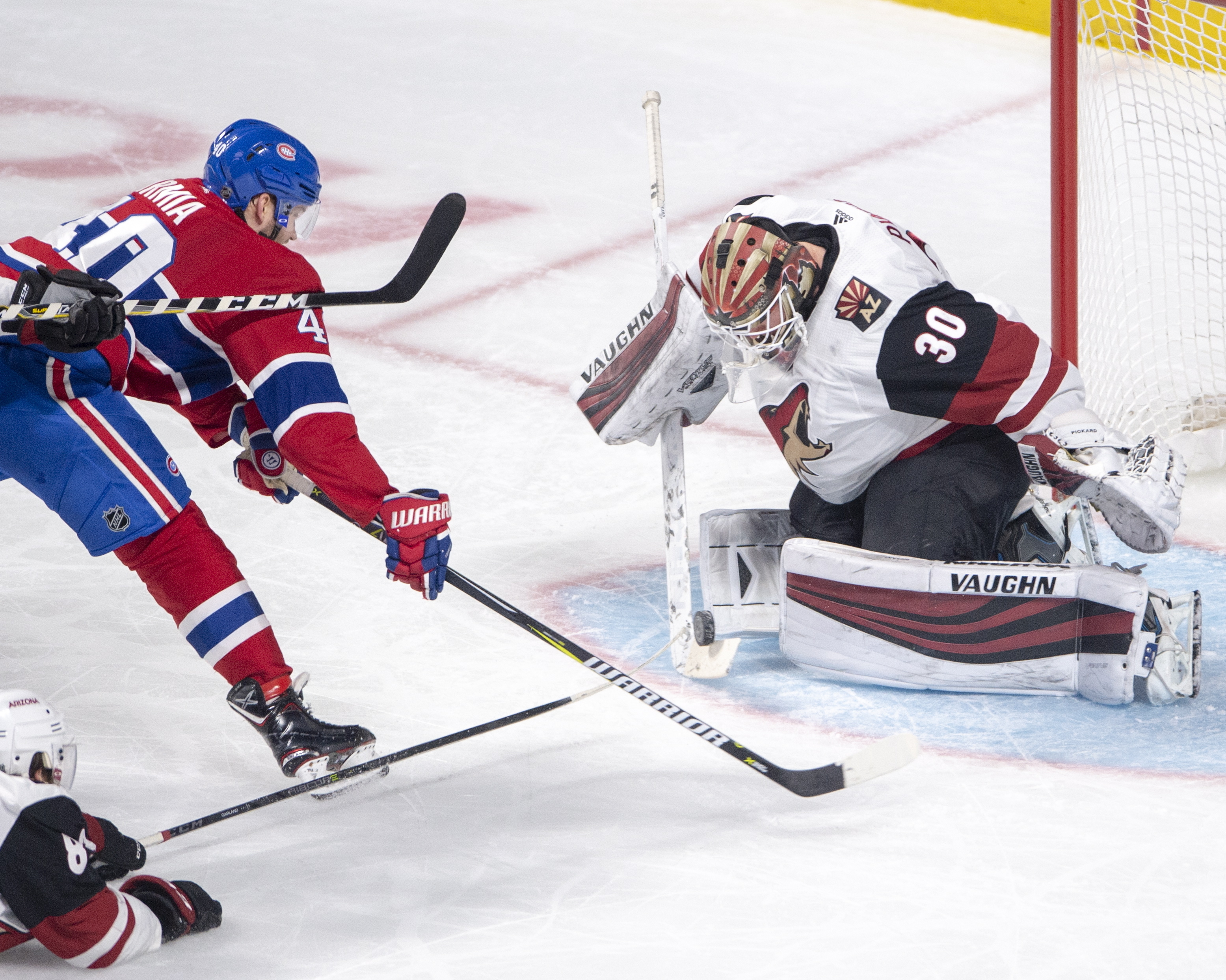 Canadiens beat Coyotes in Galchenyuk’s return