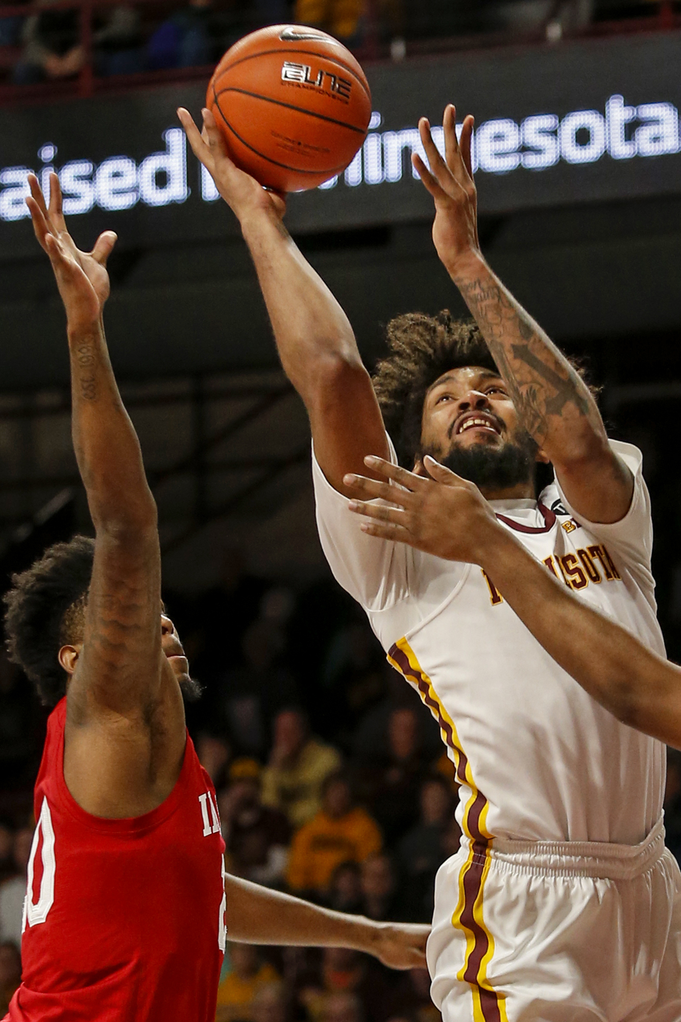 Murphy, Minnesota end 4-game skid with 84-63 win vs. Indiana
