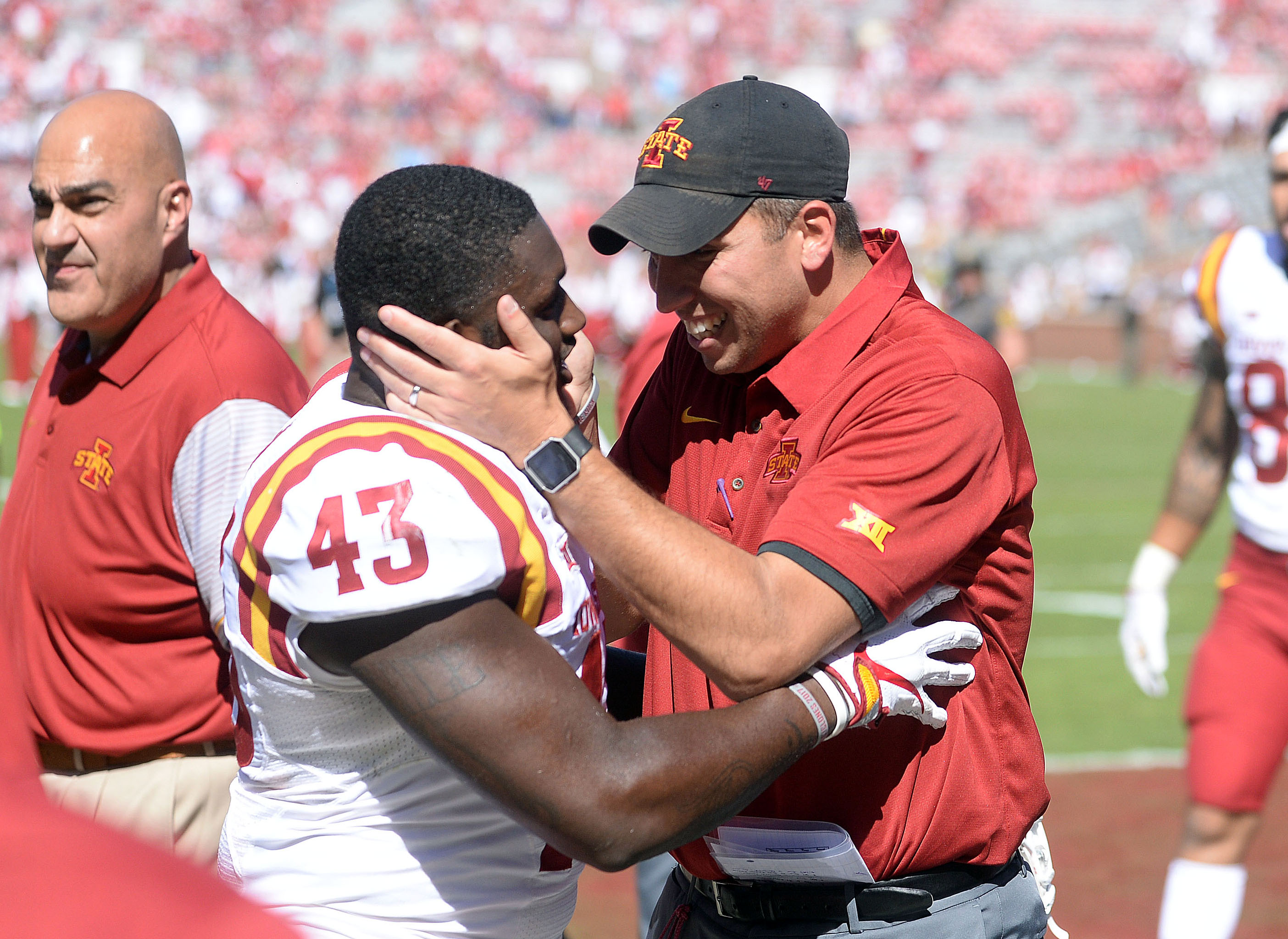 PHOTOS: Iowa State shocks college football world with win over #3 Oklahoma