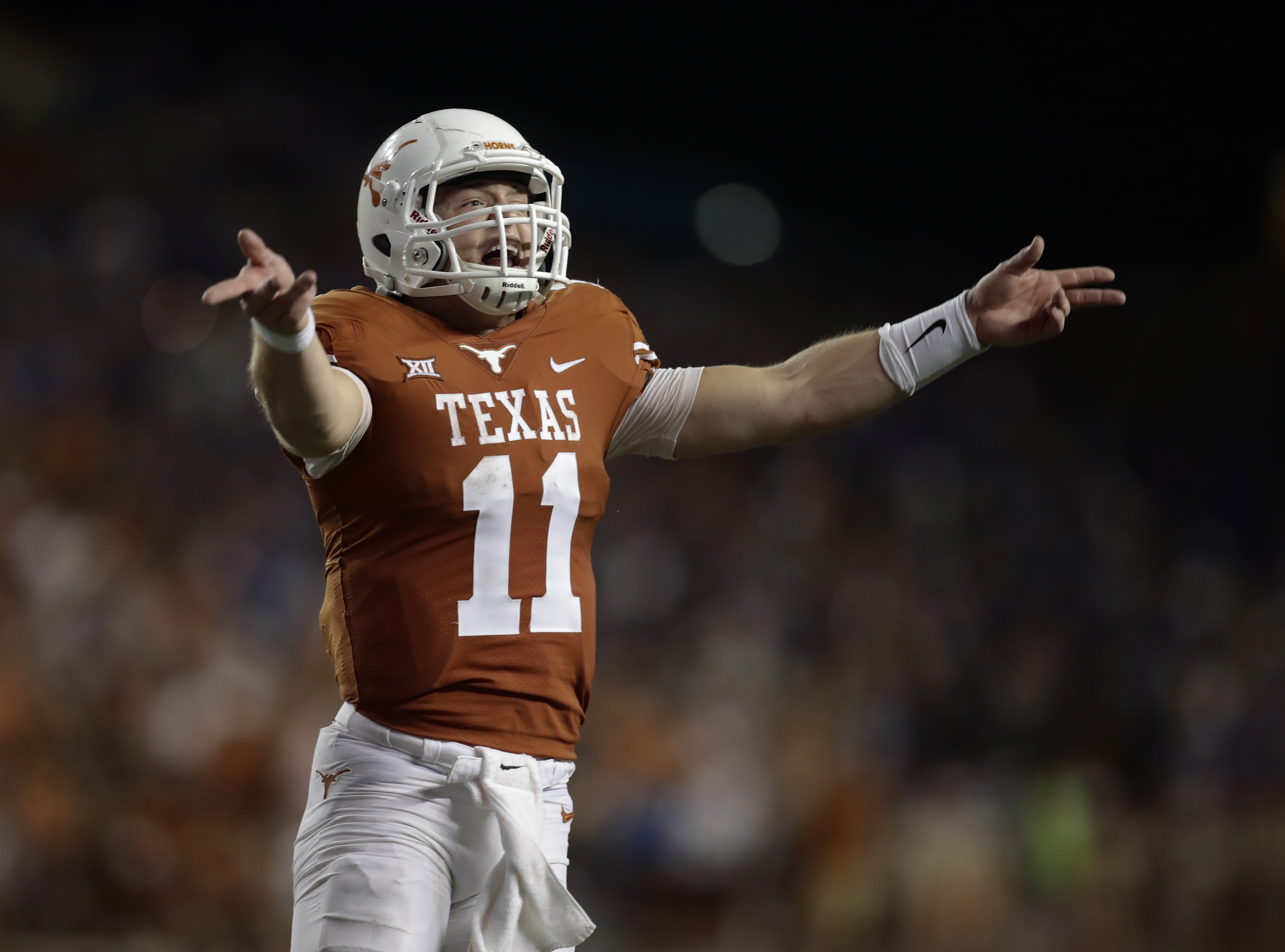 PHOTOS: Longhorns take down Kansas State in Double OT