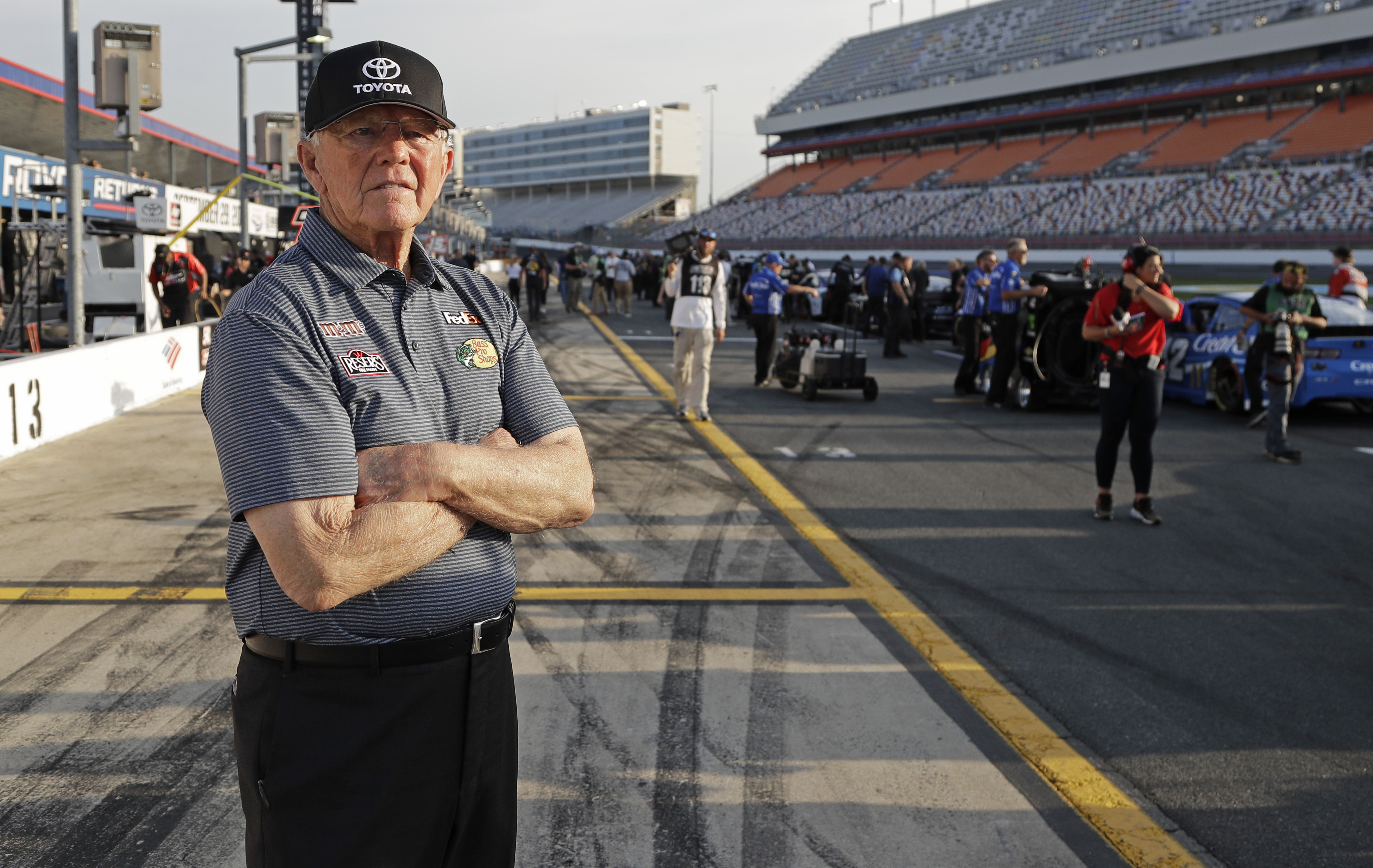 With champs in tow, Gibbs stands tall as class of NASCAR