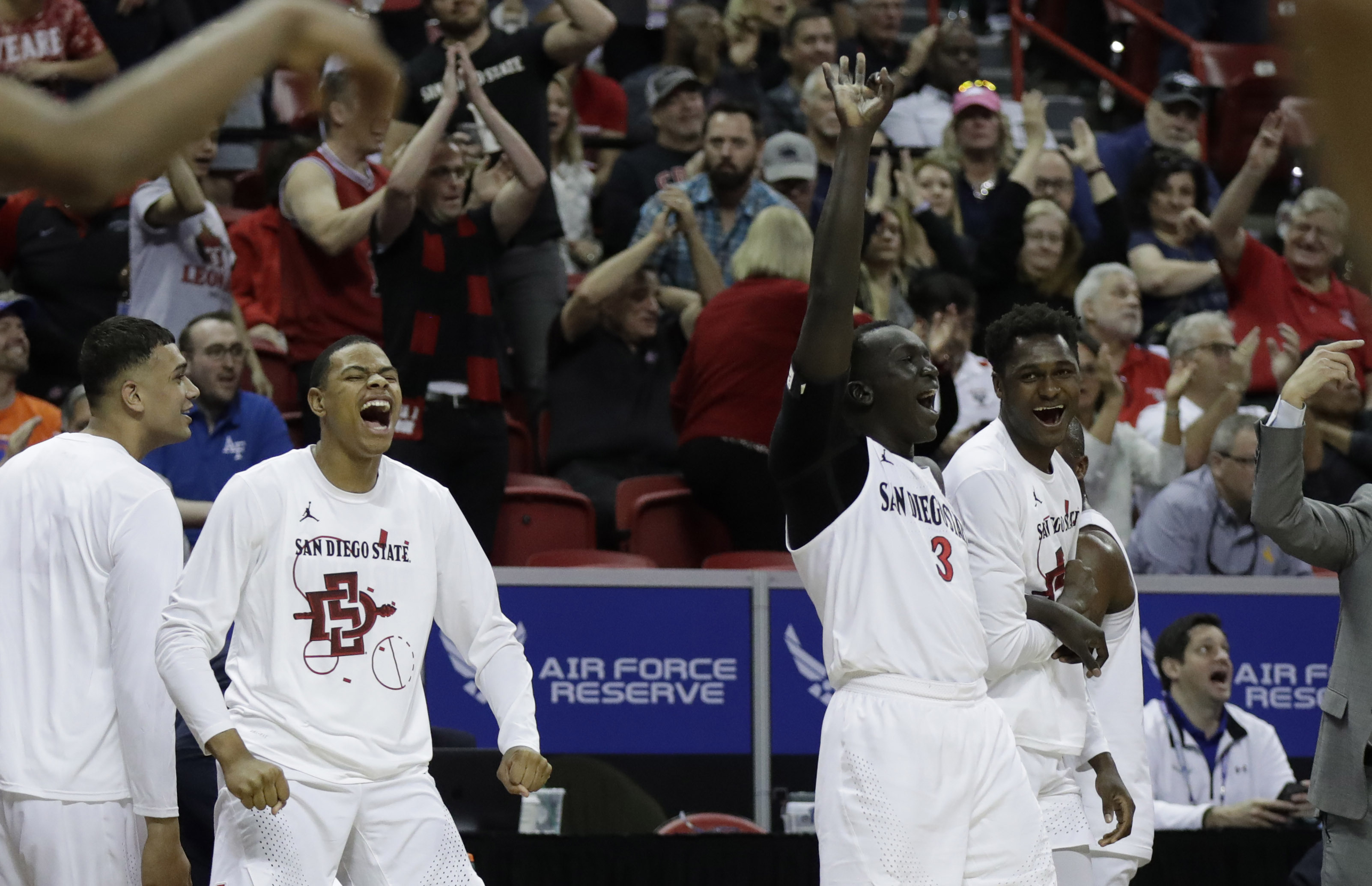 No. 5 San Diego State gets past Air Force in MWC tournament