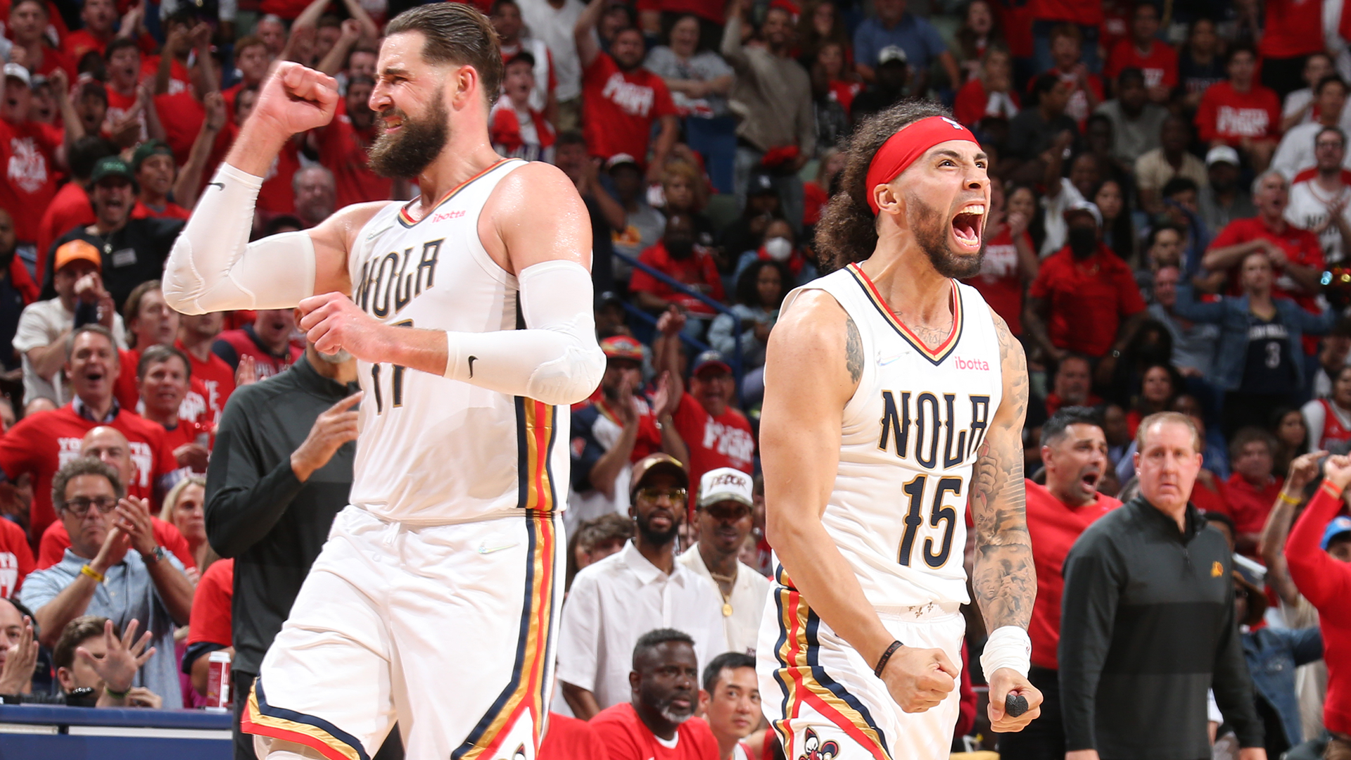 Pelicans stifle Chris Paul and the Suns to even series