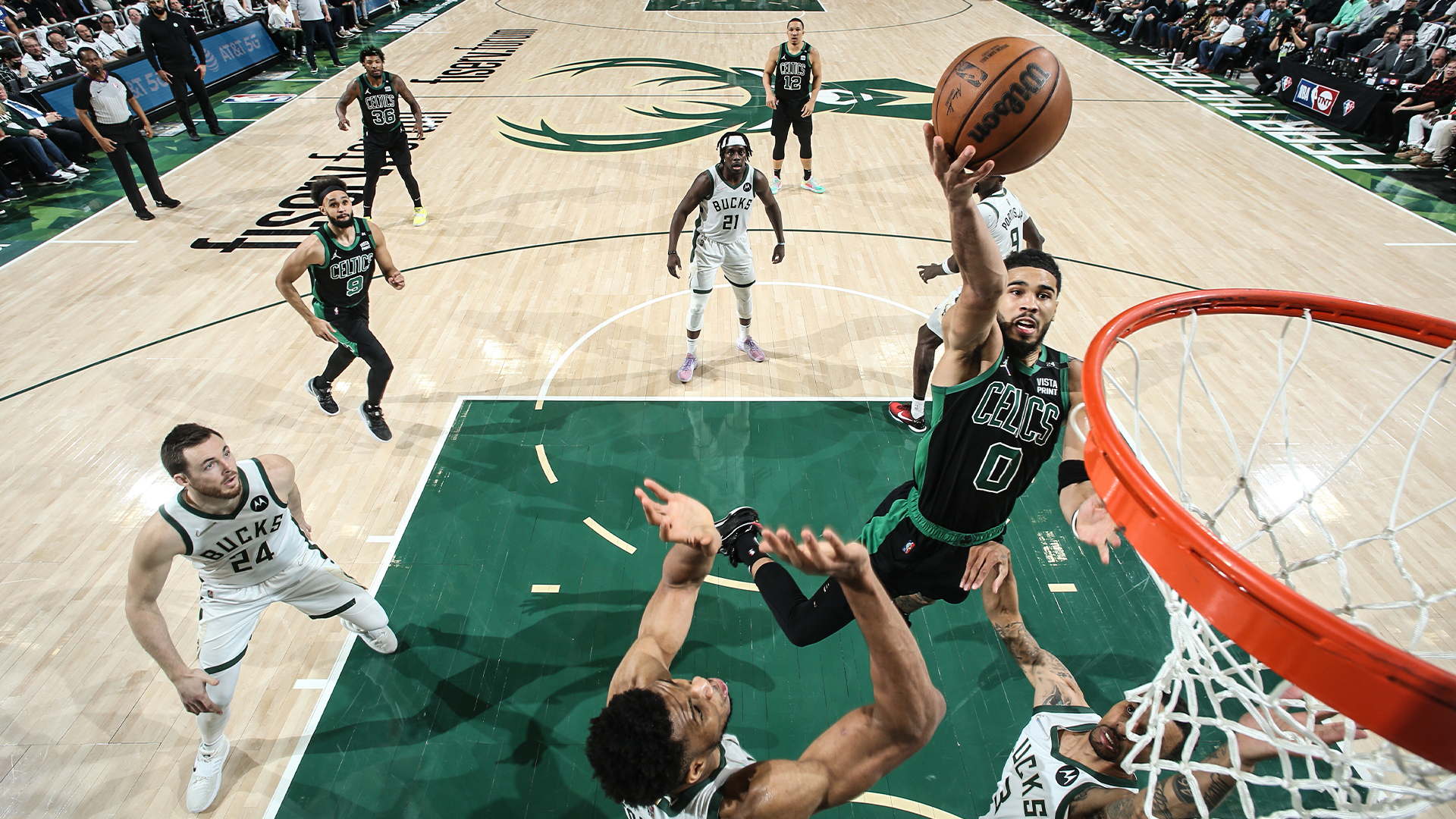 Horford, Tatum help Celtics even series with Game 4 win over Bucks