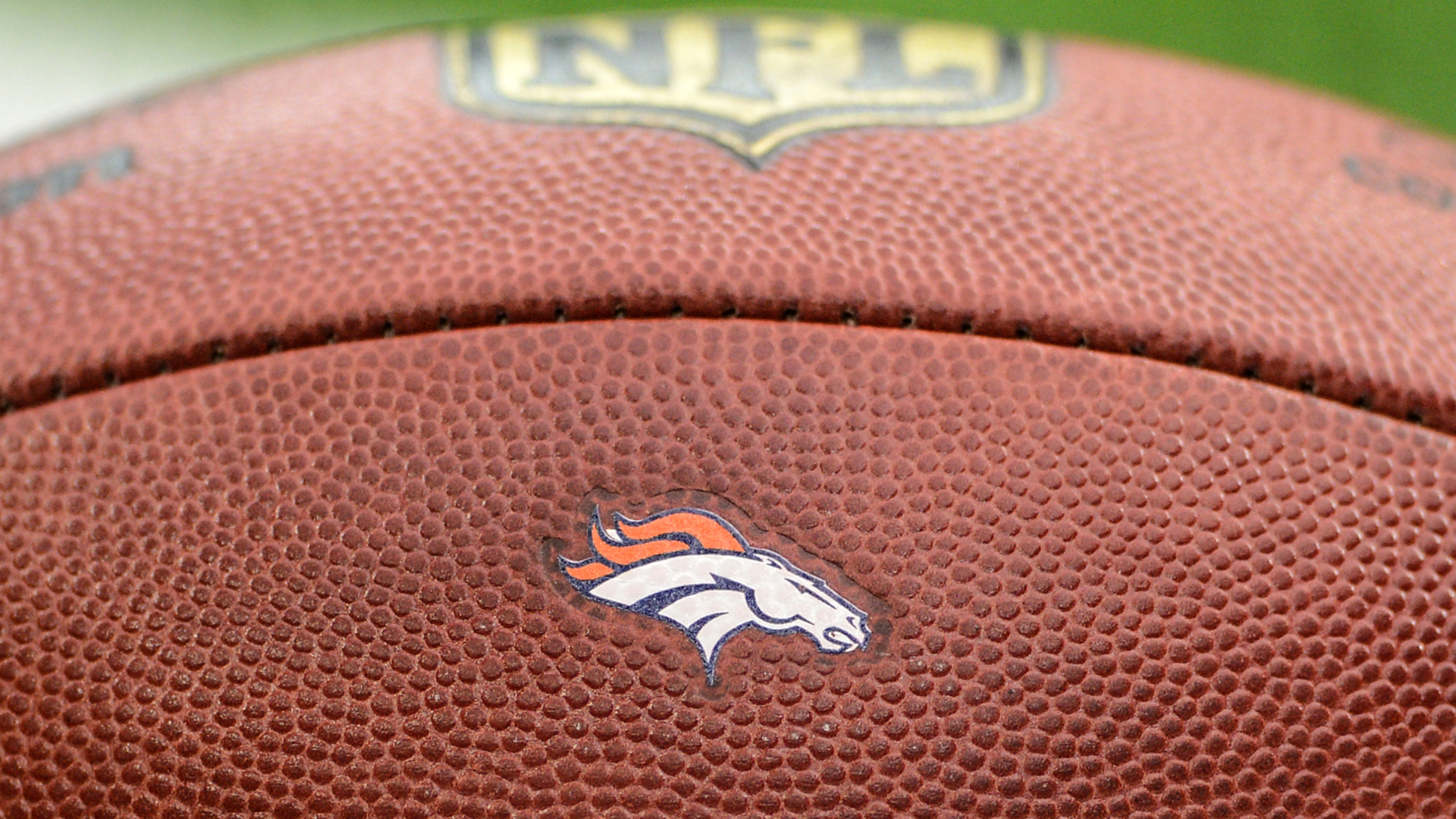 Walton-Penner group agrees to purchase Denver Broncos