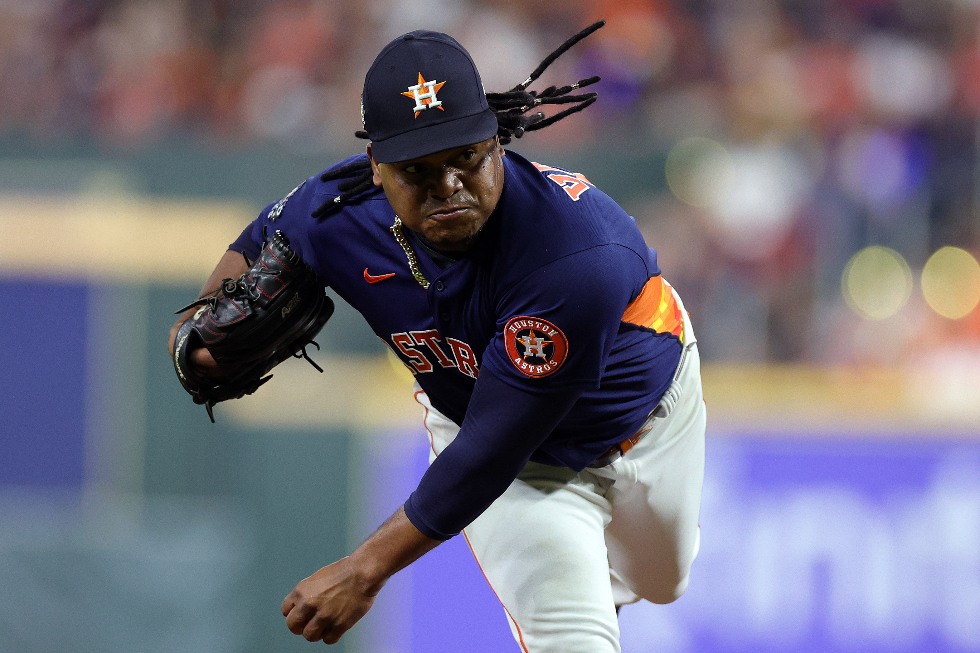 2022 World Series: How Framber Valdez led the Astros to a Game 2 win