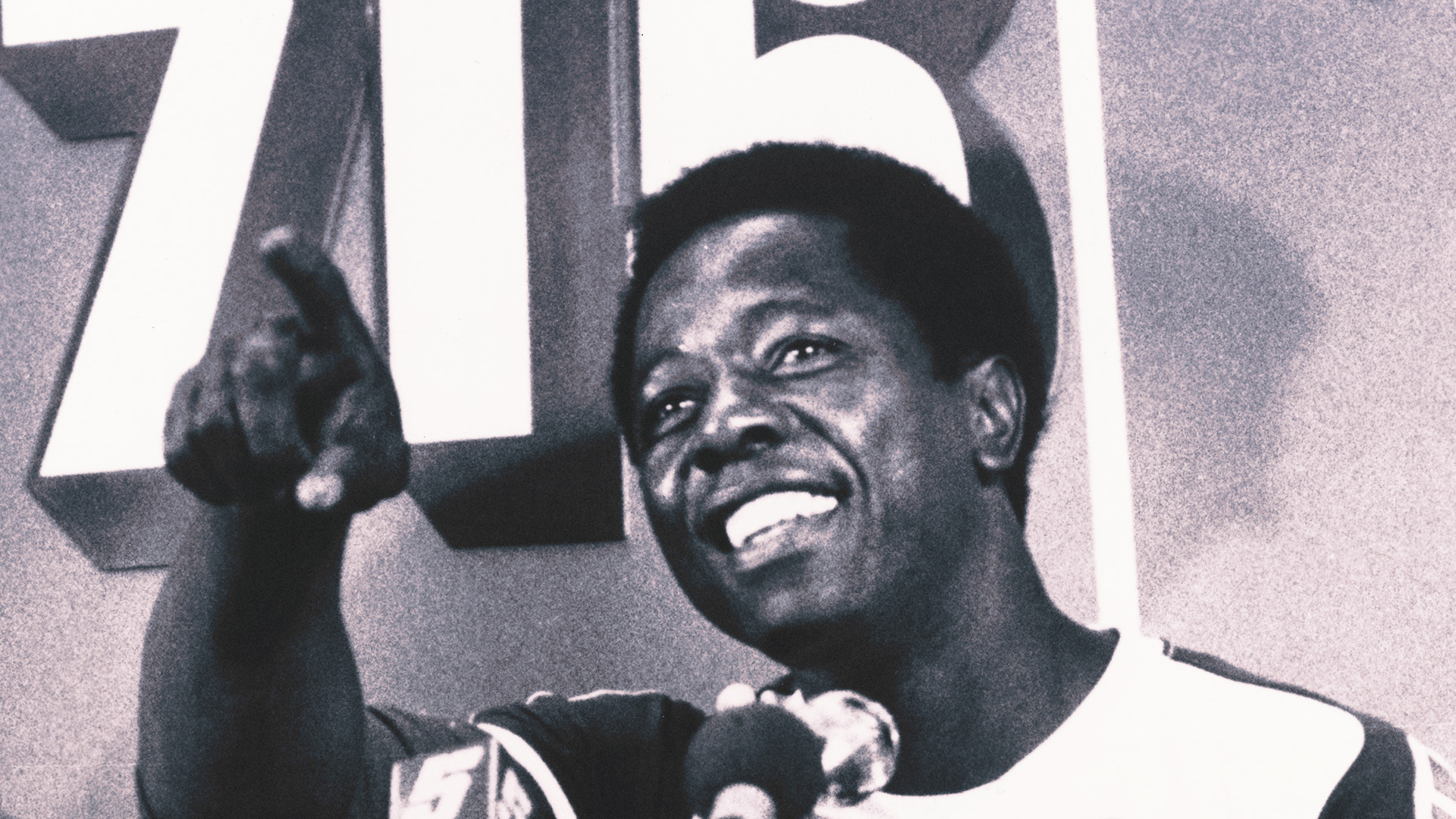 Baseball Hall of Fame announces Hank Aaron statue on 50th anniversary of his 715th home run