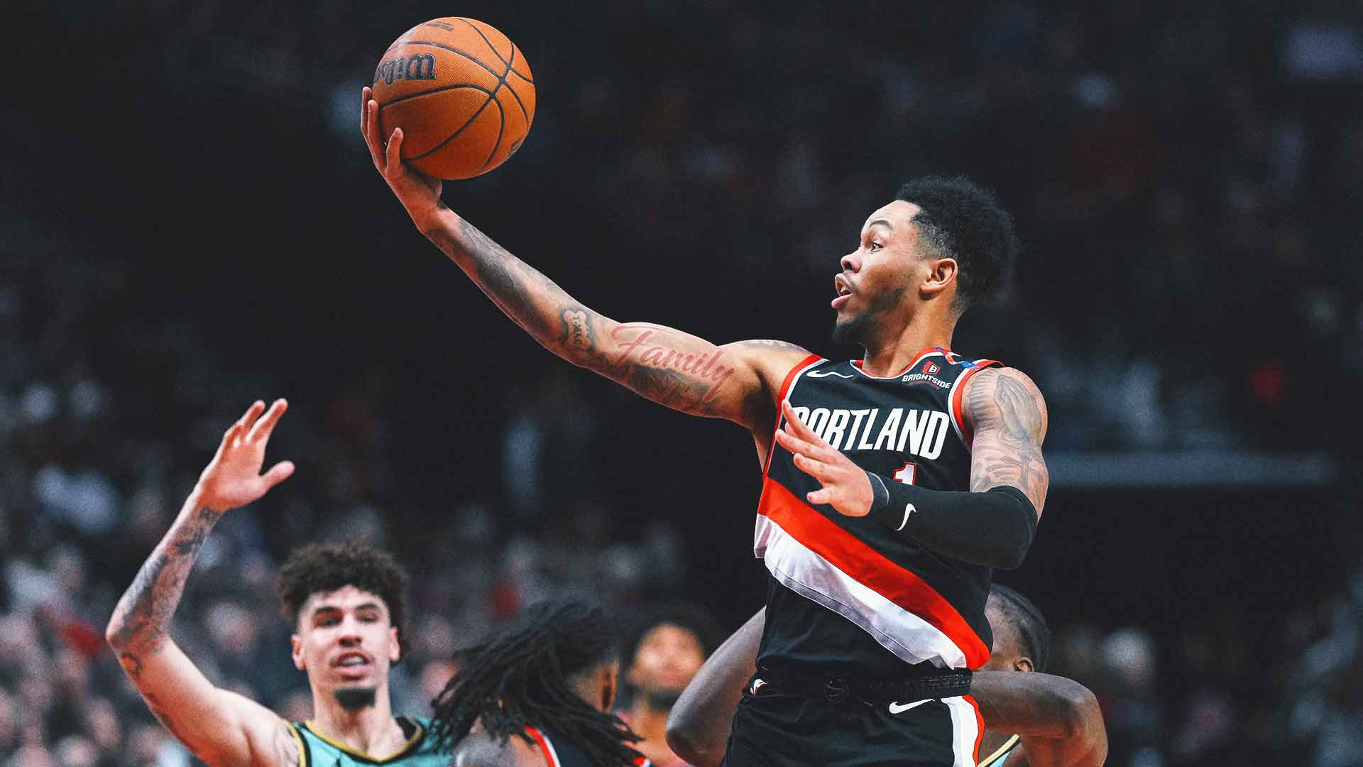 https://statics.foxsports.com/www.foxsports.com/content/uploads/2025/02/blazers-hornets.jpg