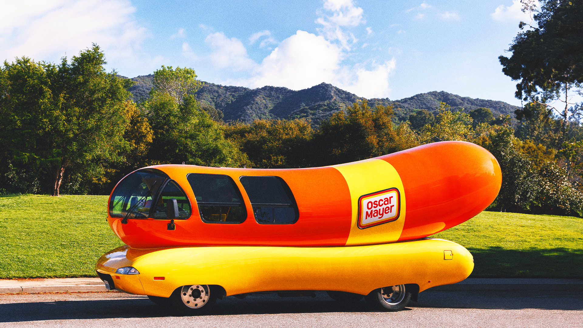 Oscar Mayer’s Wienermobile fleet set to race during Indy 500’s Carb Day festivities