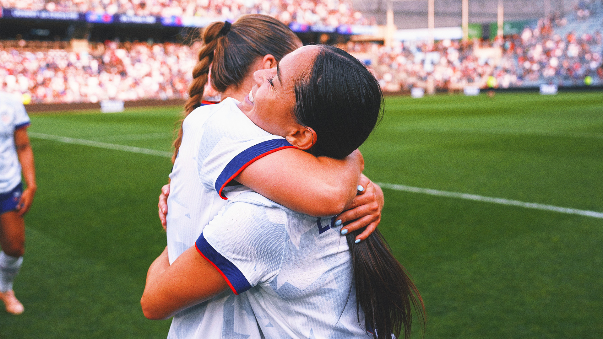 Lo’eau LaBonta makes historic debut in U.S. women's 3-0 win over China