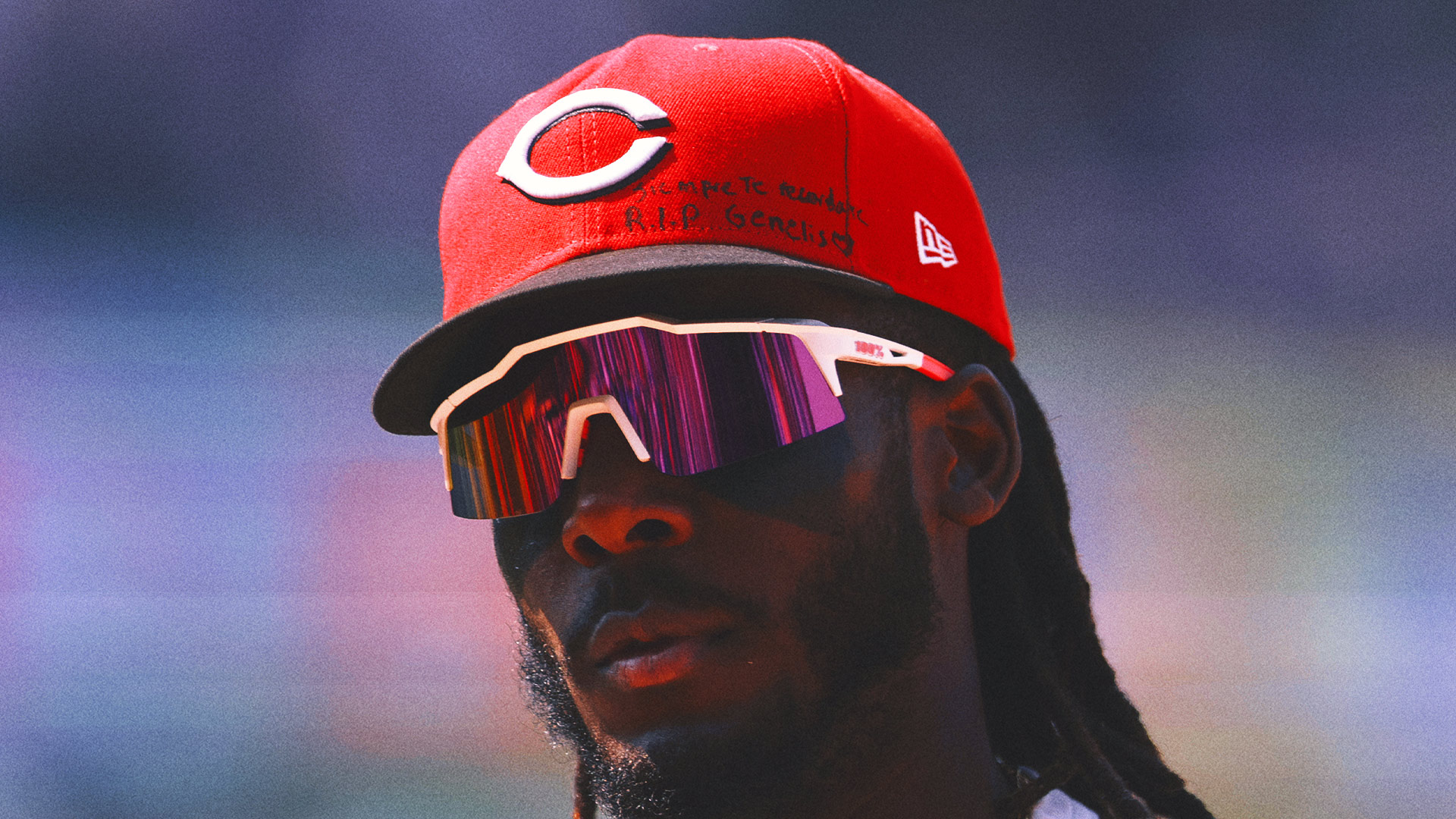 Reds star Elly De La Cruz homers after learning of the death of his sister