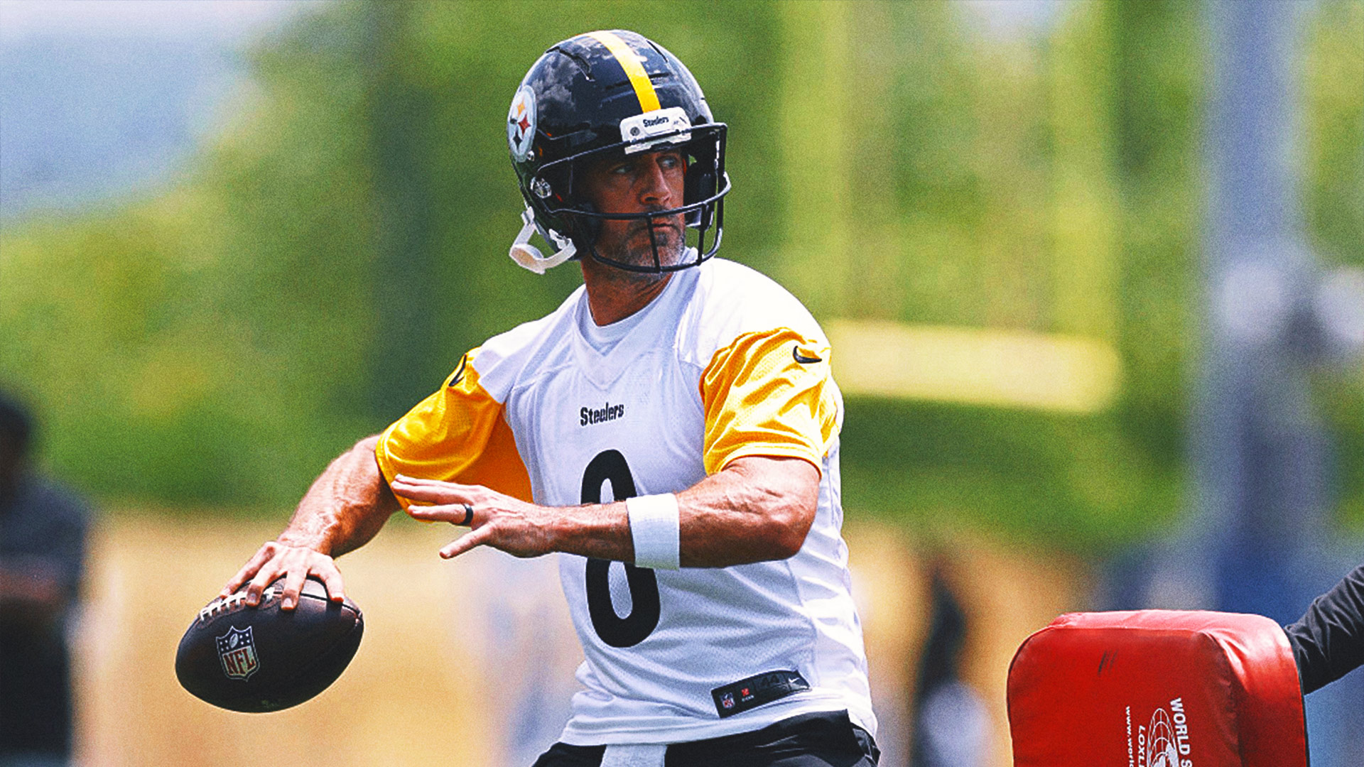 Aaron Rodgers confirms he’s wearing a wedding ring, but for who?