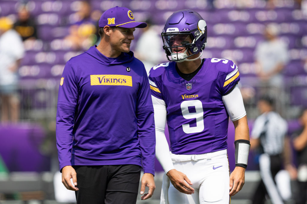 What Can We Realistically Expect From Vikings QB J.J. McCarthy in 2025? |  FOX Sports