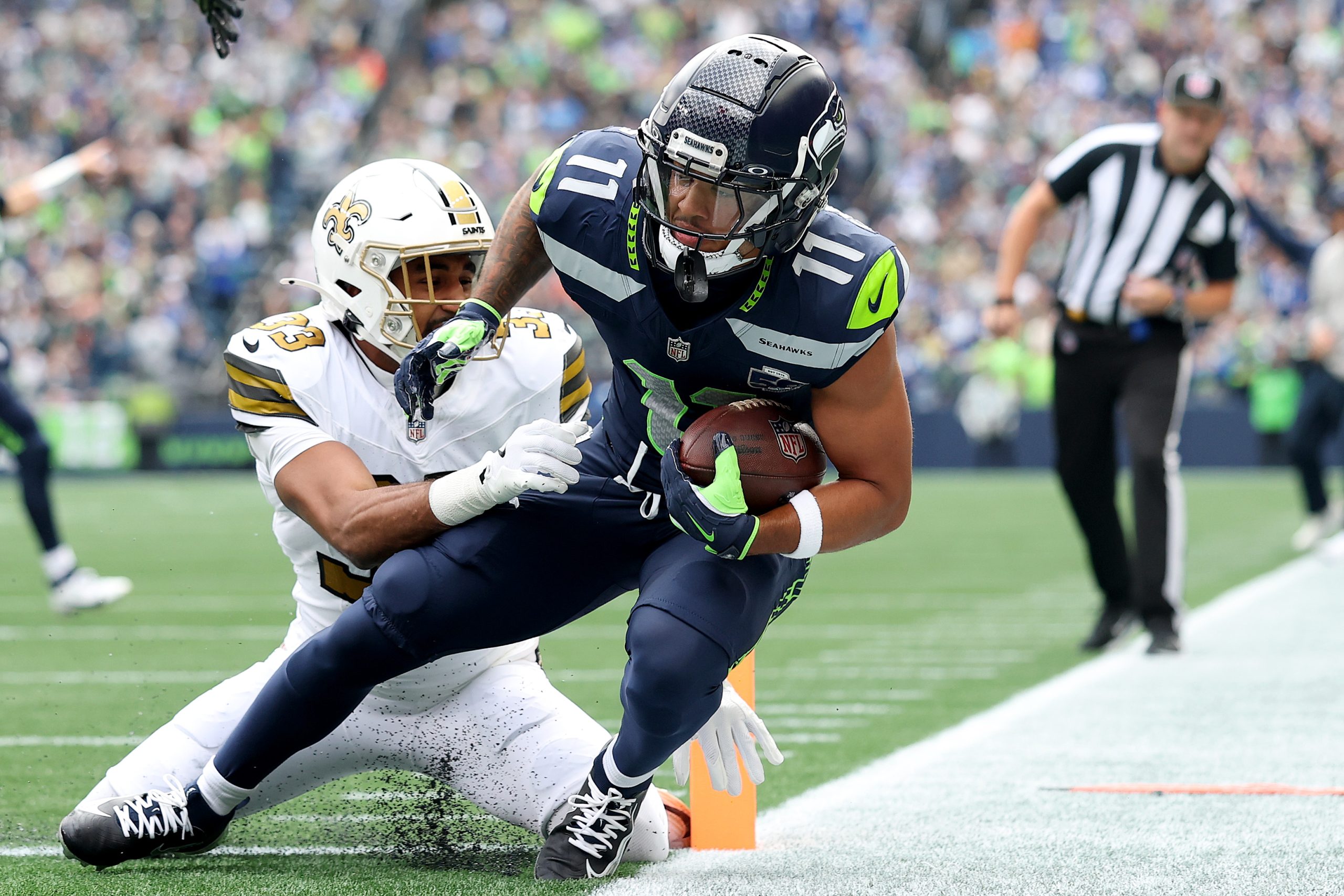 FanDuel TNF Bonus: Bet $5, Get $300 If Your Seahawks vs Cardinals Bet Wins