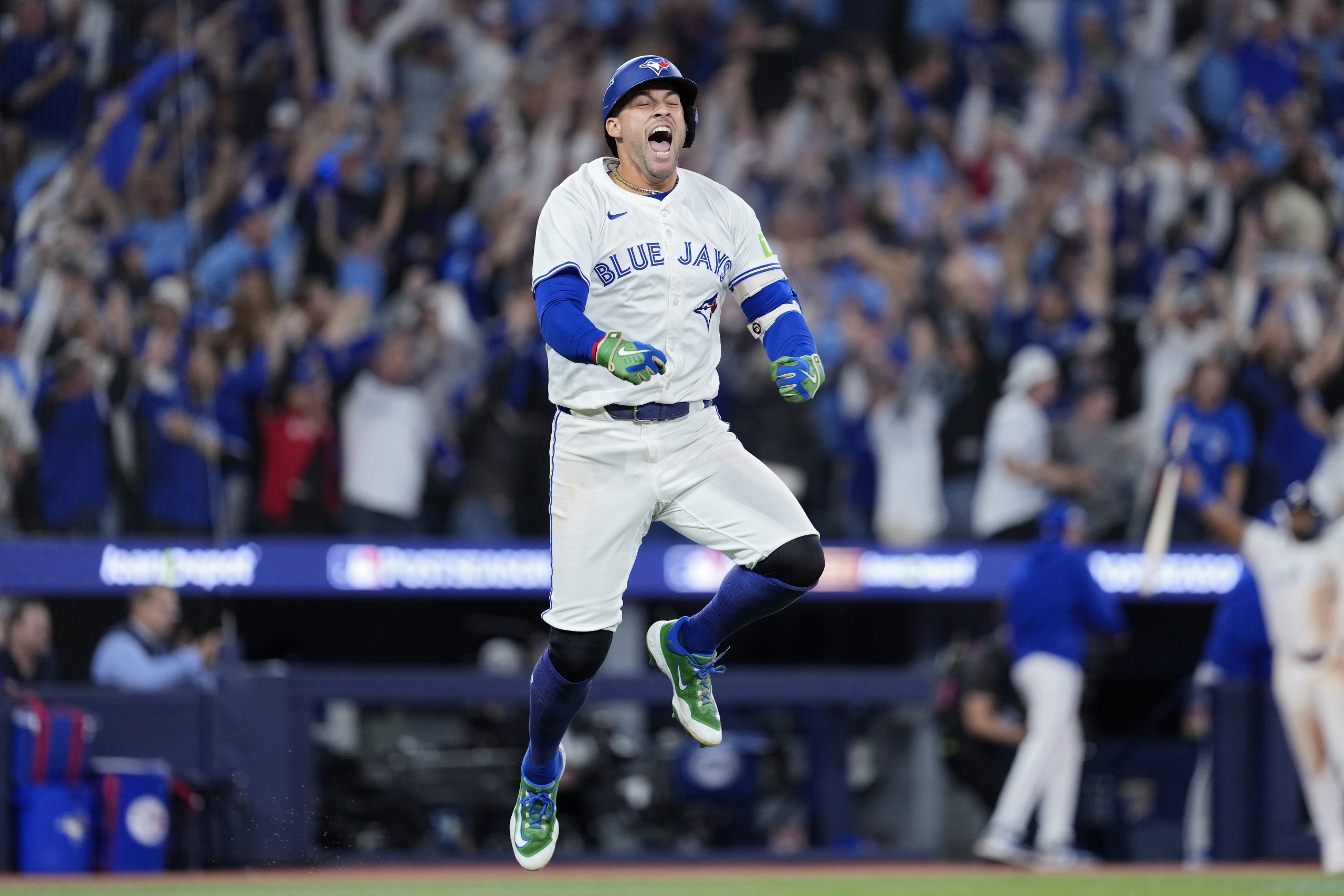 DraftKings World Series Promo: Bet $5, Get $300 on Dodgers vs Blue Jays Game 1