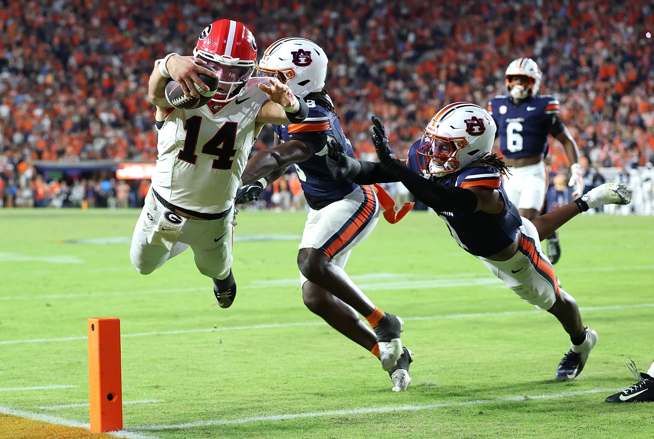 College Football Week 8 Odds: How to Bet on Georgia-Ole Miss, Alabama-Tennessee and More