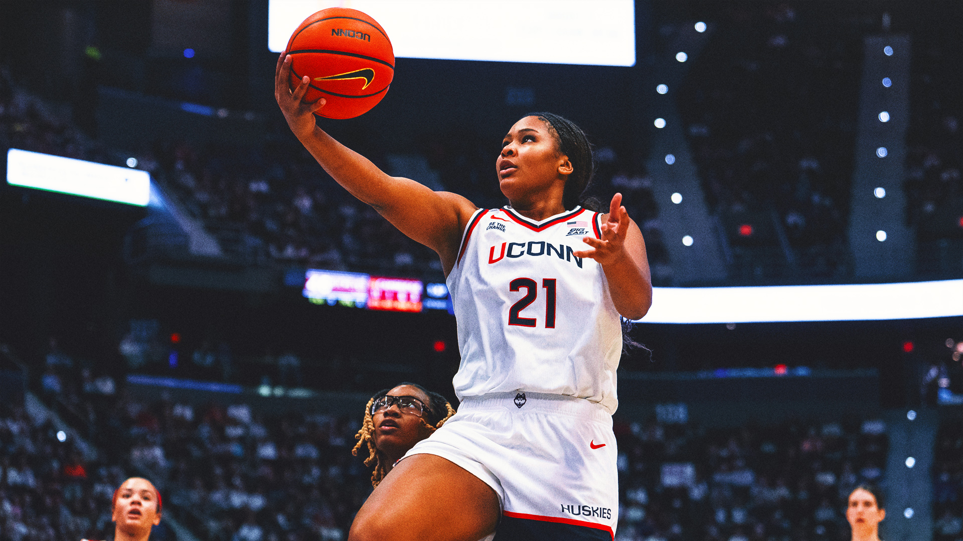 Last Night in College Basketball: Sarah Strong is a Problem Without a Solution
