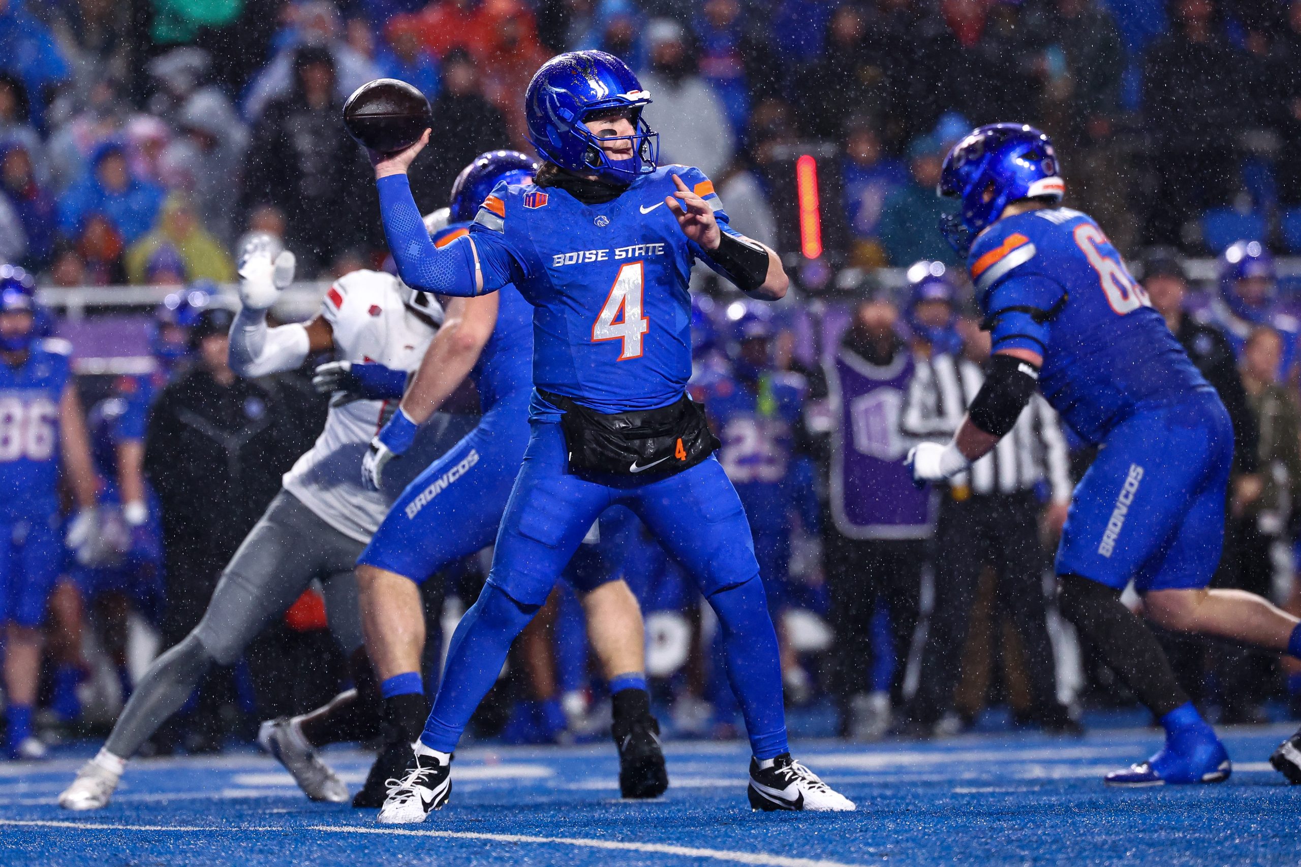 Best Sports Betting Sites and Promos for Betting on Your Favorite College Football Bowl Games