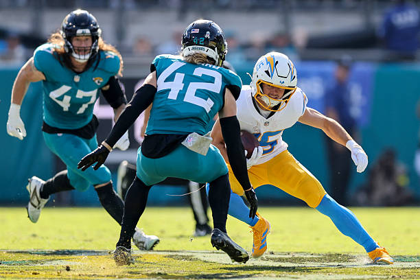 Patriots vs. Chargers Prediction, Odds, Picks for NFL Wild Card