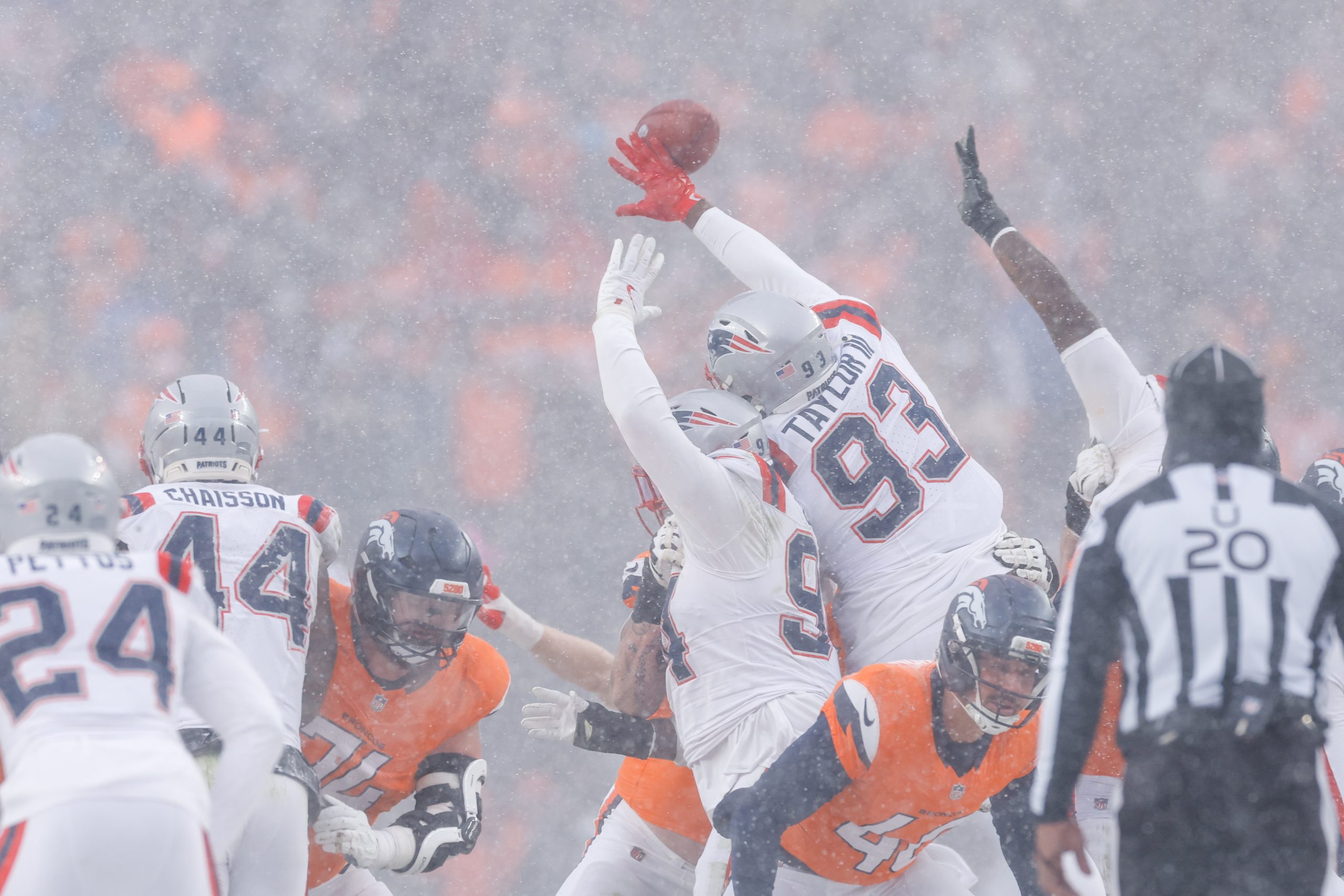 DraftKings Promo Code: Bet $5, Get $300 on Super Bowl LX