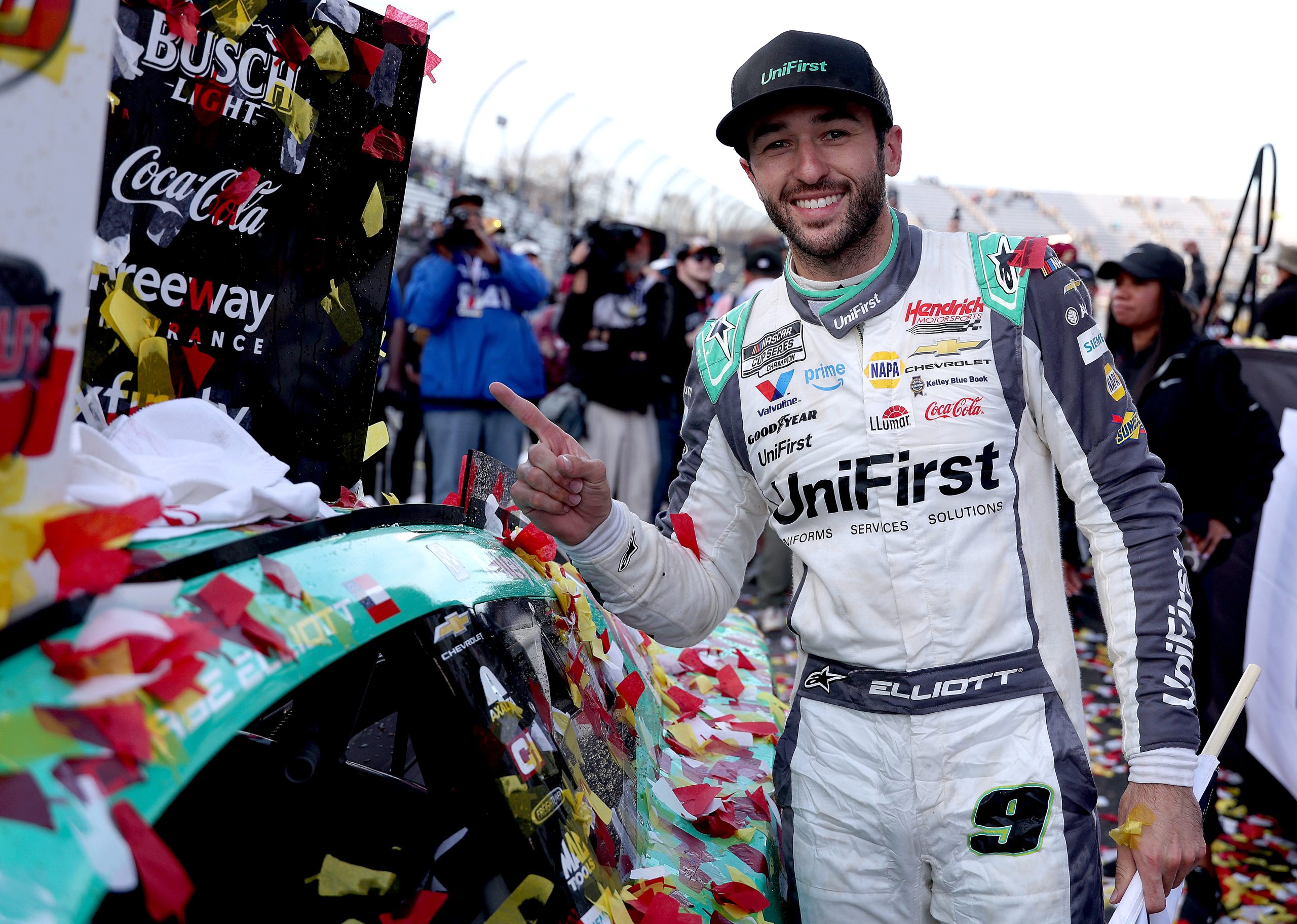 Inside The Garage: Why the Chase Elliott-Alan Gustafson Pairing Works | FOX  Sports