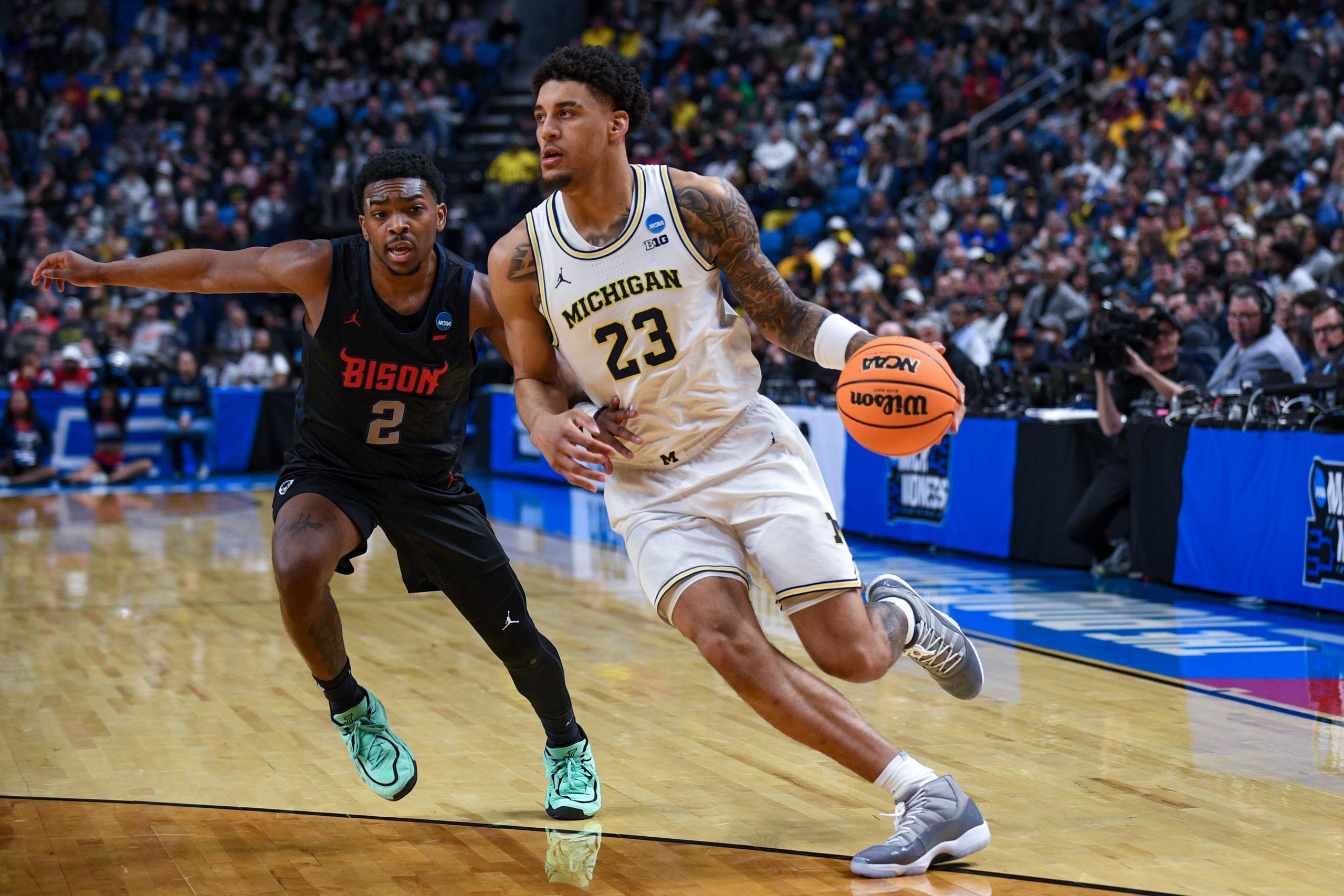 BetMGM Bonus Code FOXSPORTS Unlocks $1500 Cover for CBB Betting This Weekend