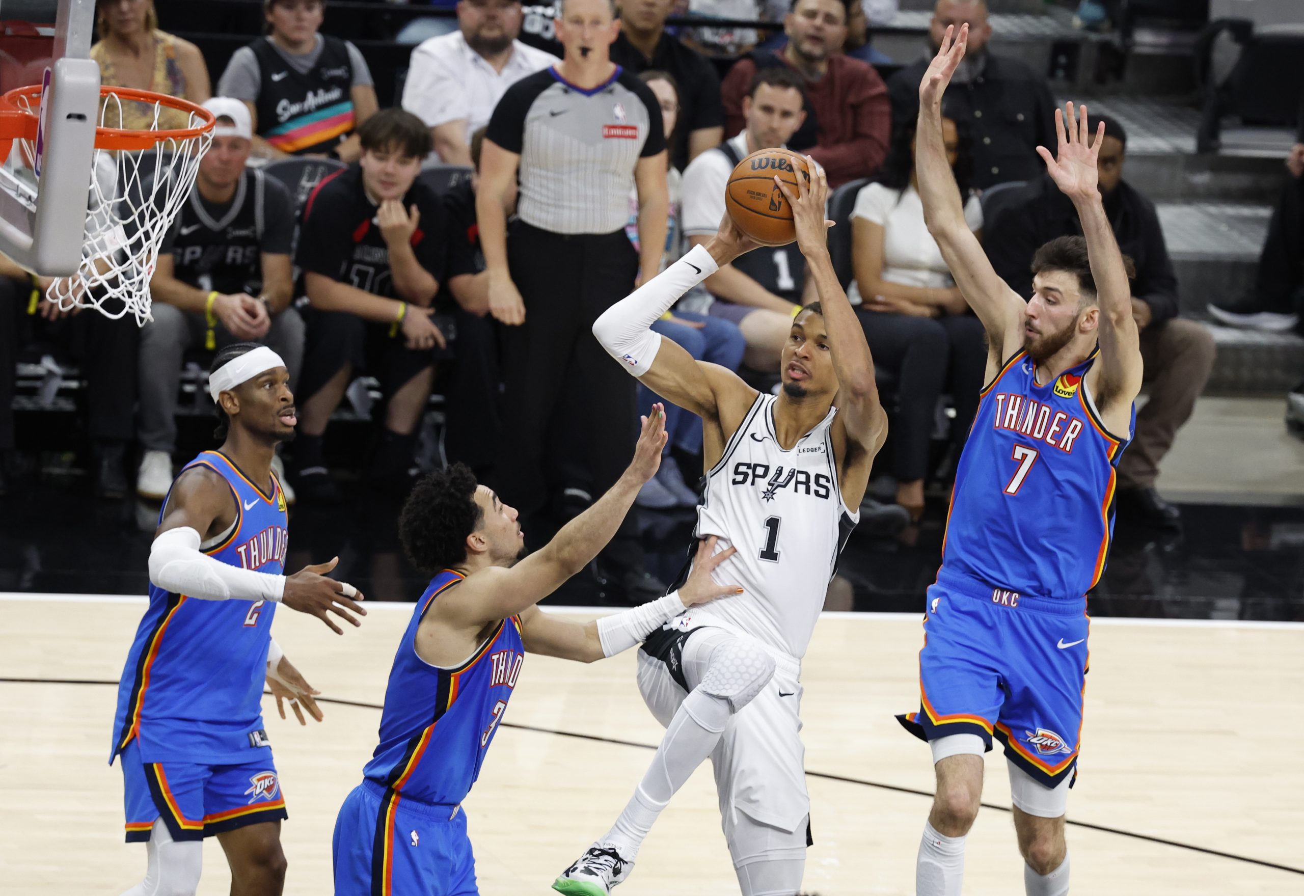 FanDuel Promo Code: Bet $5, Get $150 If Your Bet Wins on Thunder vs. Spurs Western Conference Finals Game 5