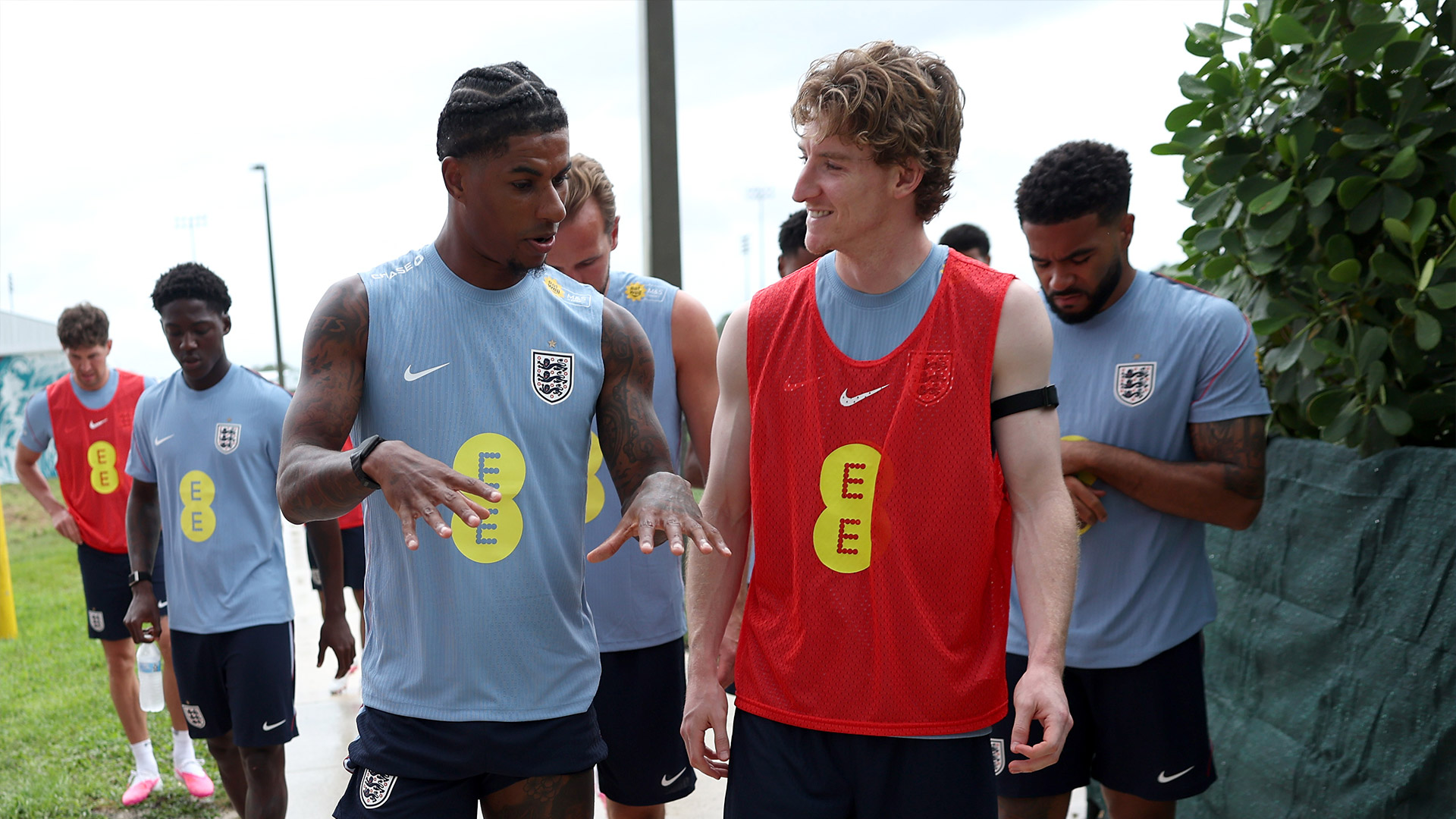 Anthony Gordon Shares Marcus Rashford's Advice After Barcelo