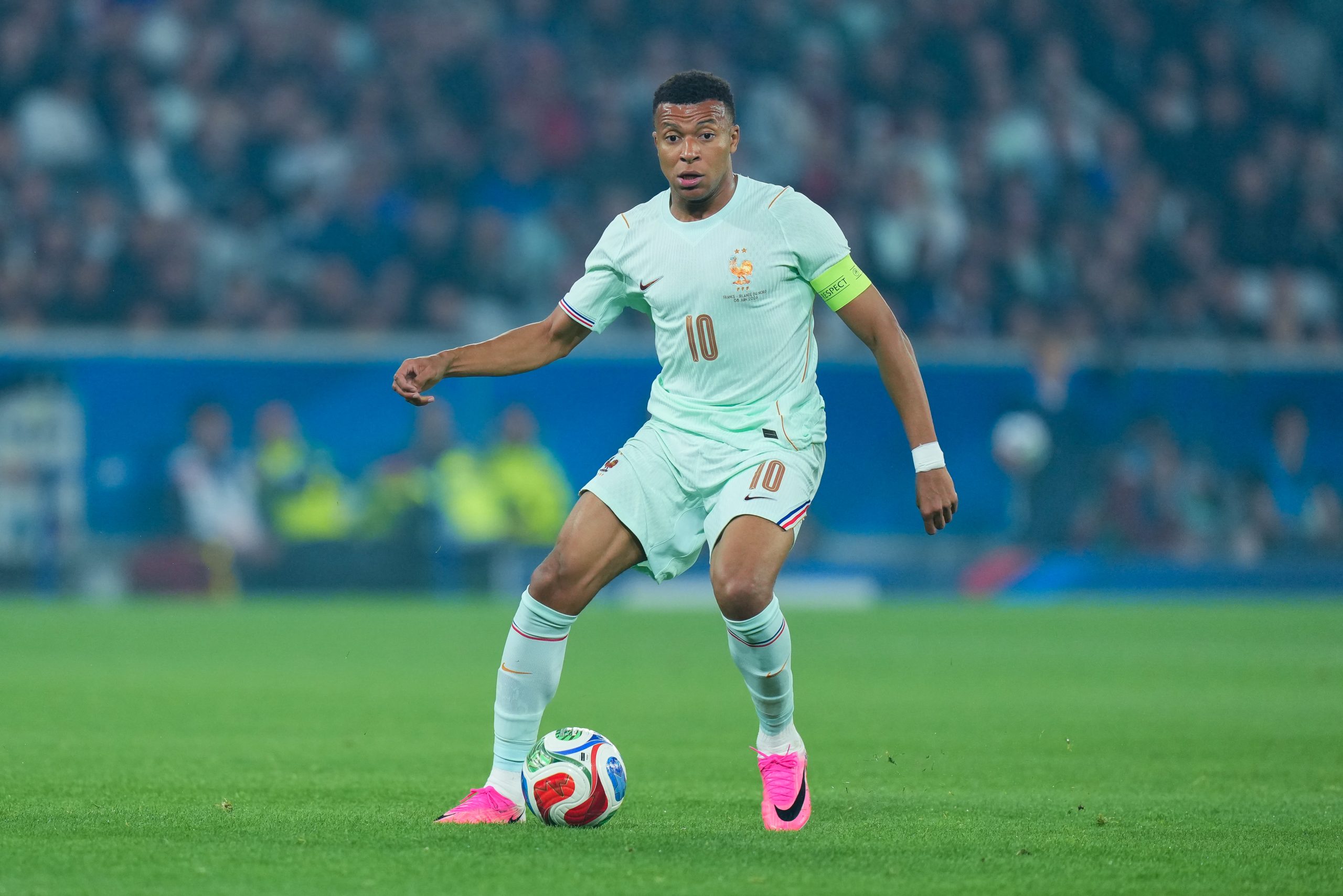 FanDuel Promo: Bet $5 for 7 Days, Get $350 in Bonus Bets During World Cup Action