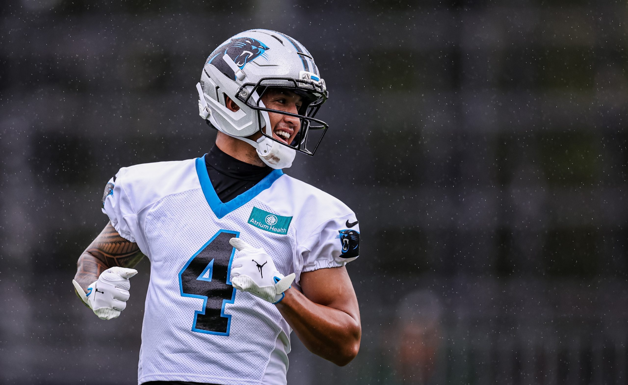 FanDuel Promo Code: Get a $1000 in Bonuses When Betting on the Arizona Cardinals vs. Carolina Panthers