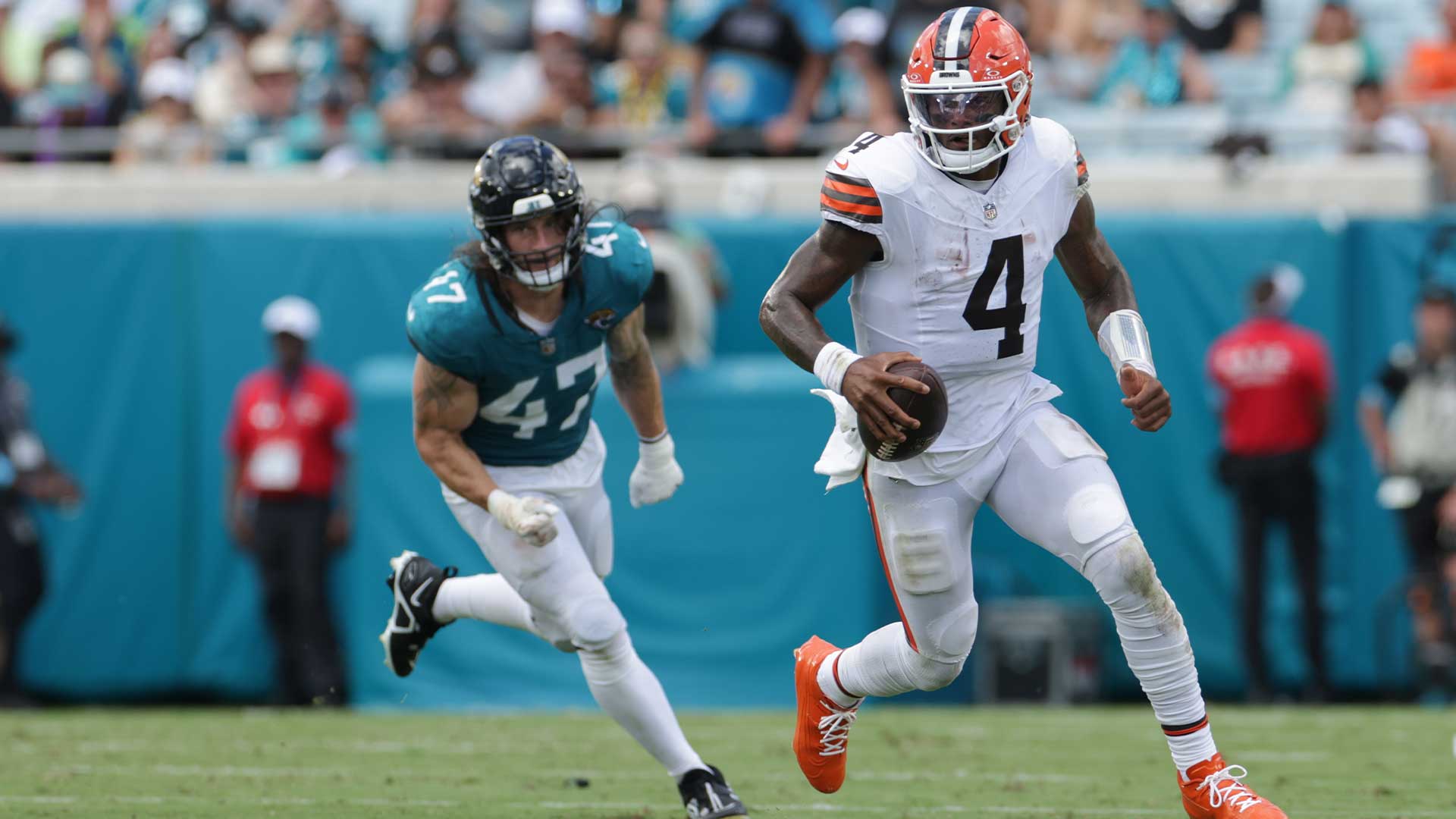 Deshaun Watson Struggles Mightily, Jaguars Blow Out Browns In Week 1