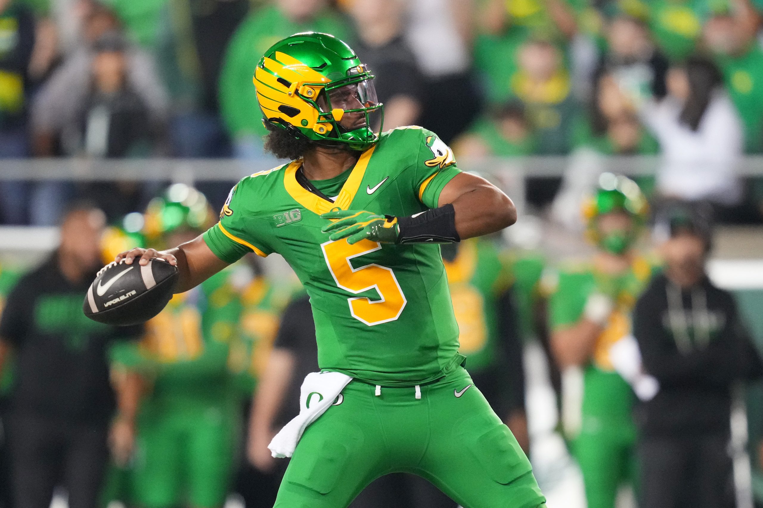 BetMGM Bonus Code FOXSPORTS: Get $1500 for No. 20 Oregon vs. No. 12 USC, No. 21 Florida vs. No. 4 Ole Miss